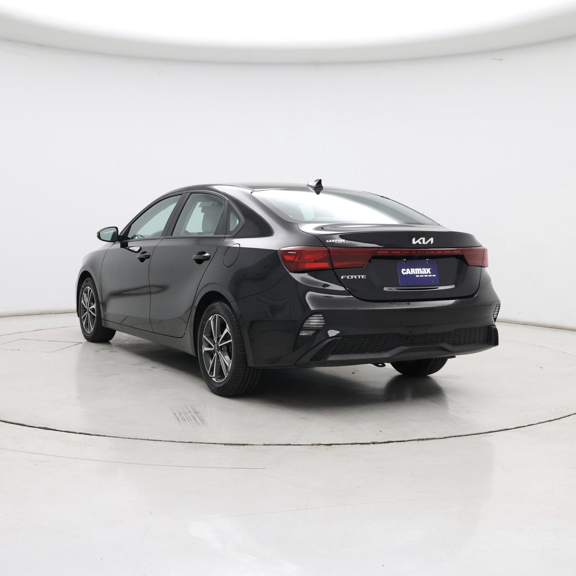 Thumbnail: 2023 Kia Forte - 2