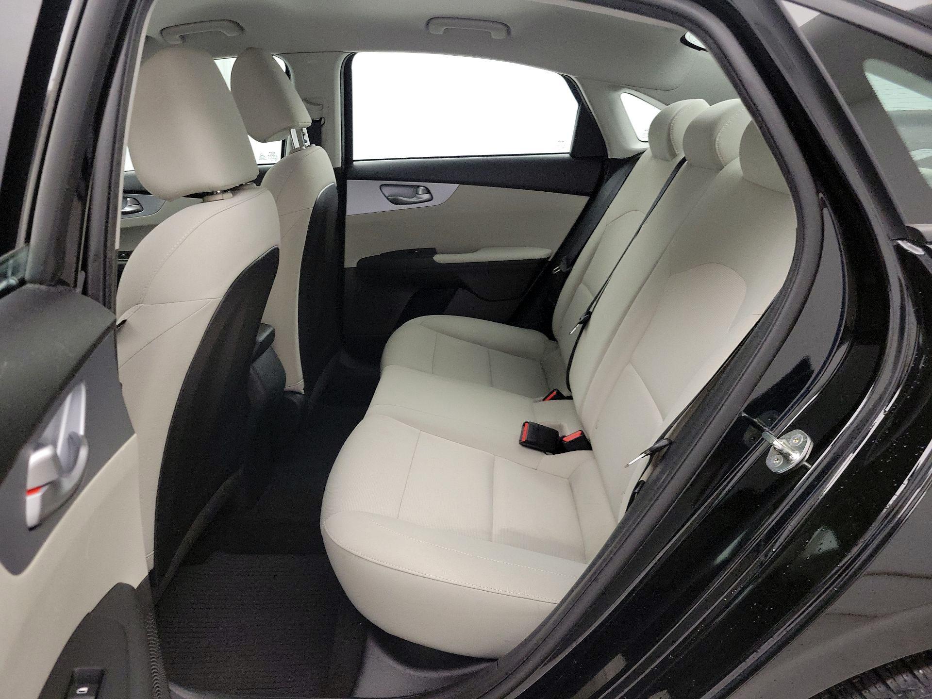 Thumbnail: 2023 Kia Forte - 19