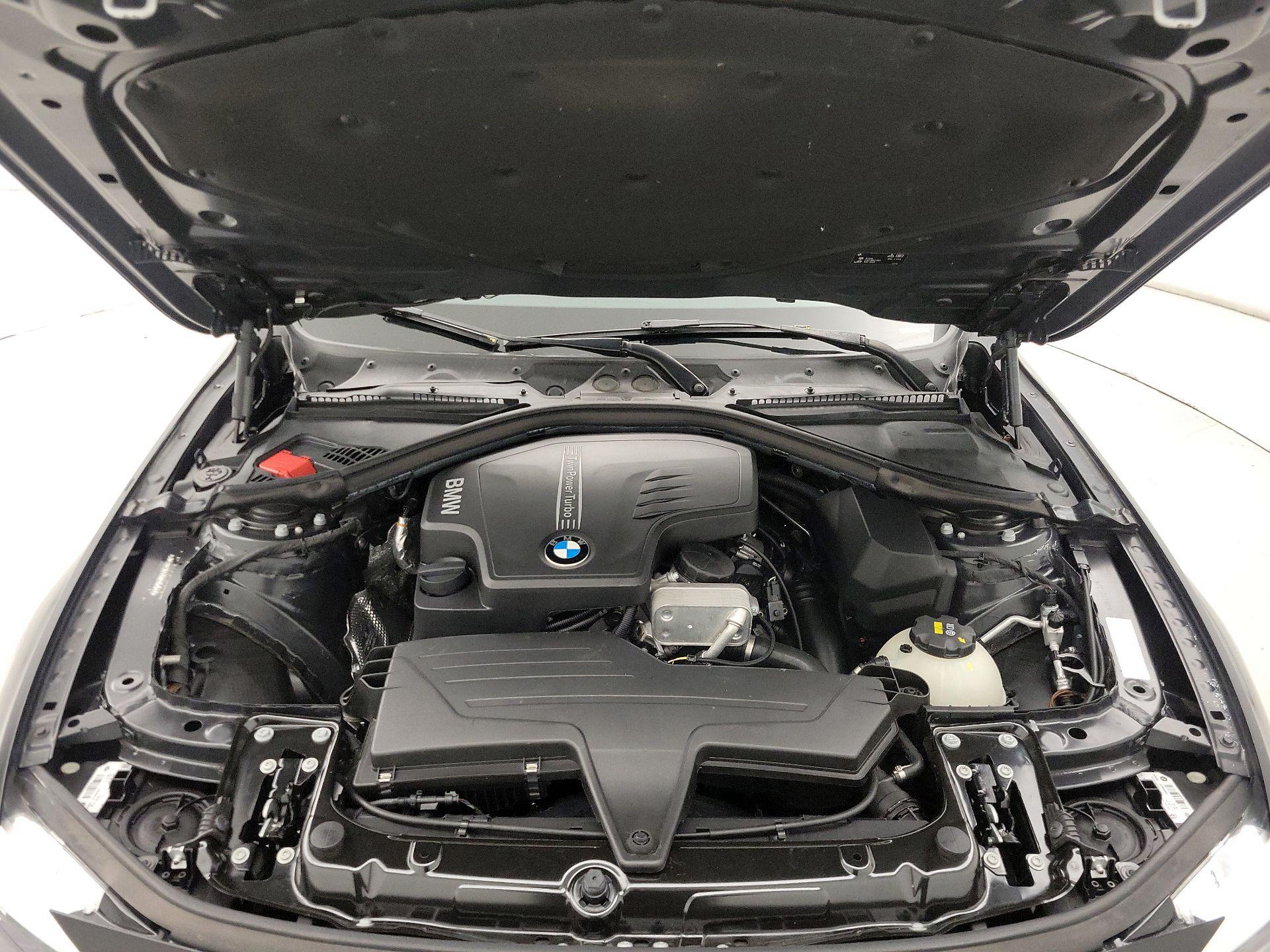 Thumbnail: 2016 BMW 3 Series - 20