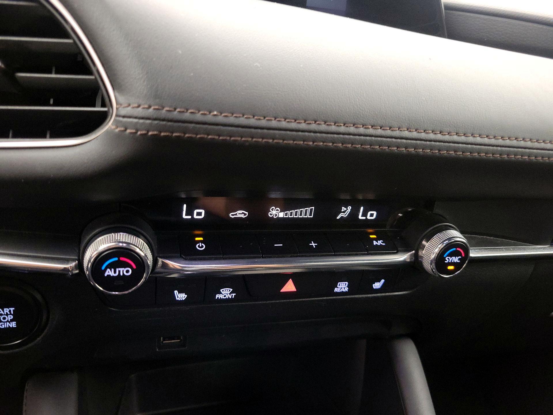 Thumbnail: 2019 Mazda Mazda3 - 16