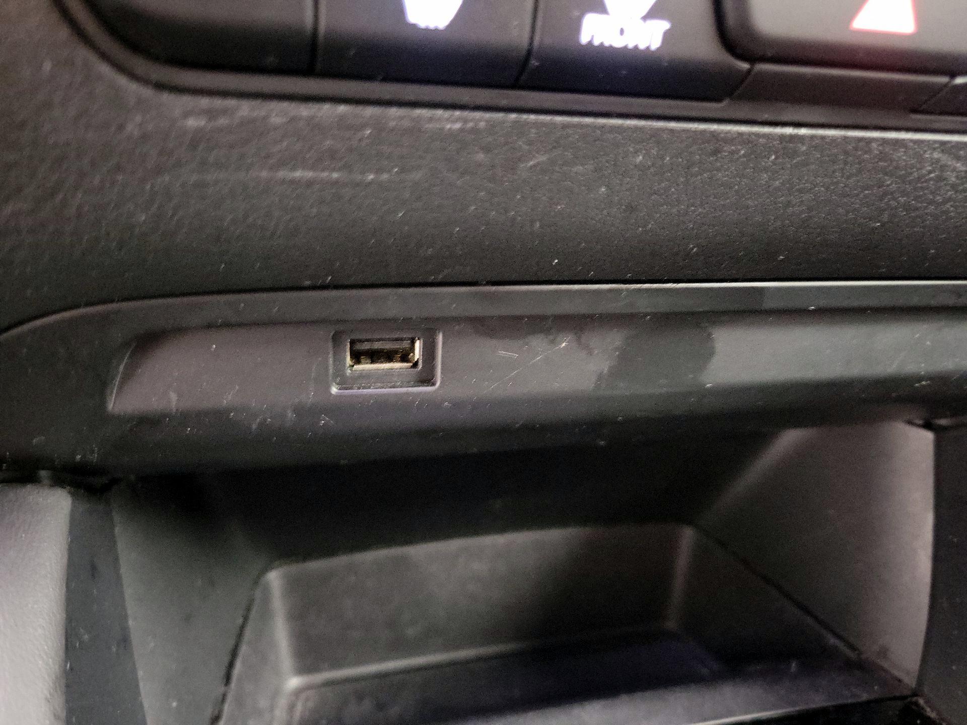 Thumbnail: 2019 Mazda Mazda3 - 18