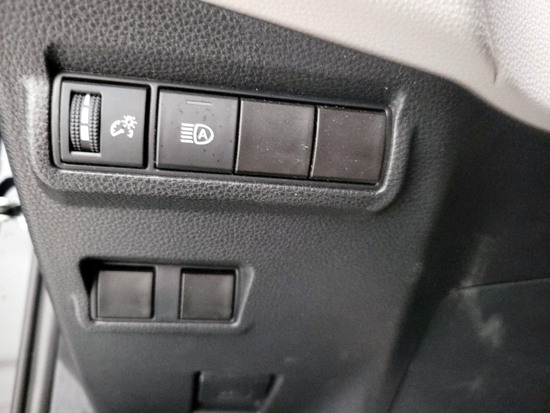 Thumbnail: 2025 Toyota Corolla Cross - 13