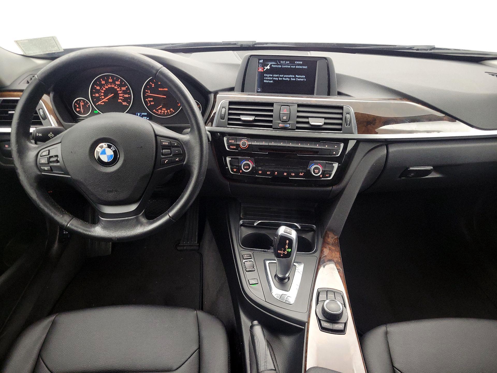 Thumbnail: 2016 BMW 3 Series - 9