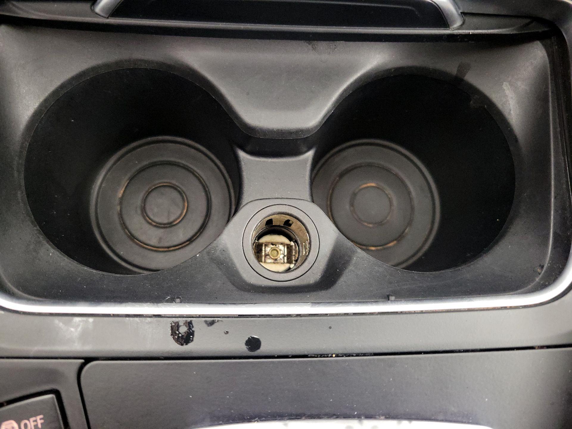 Thumbnail: 2016 BMW 3 Series - 18