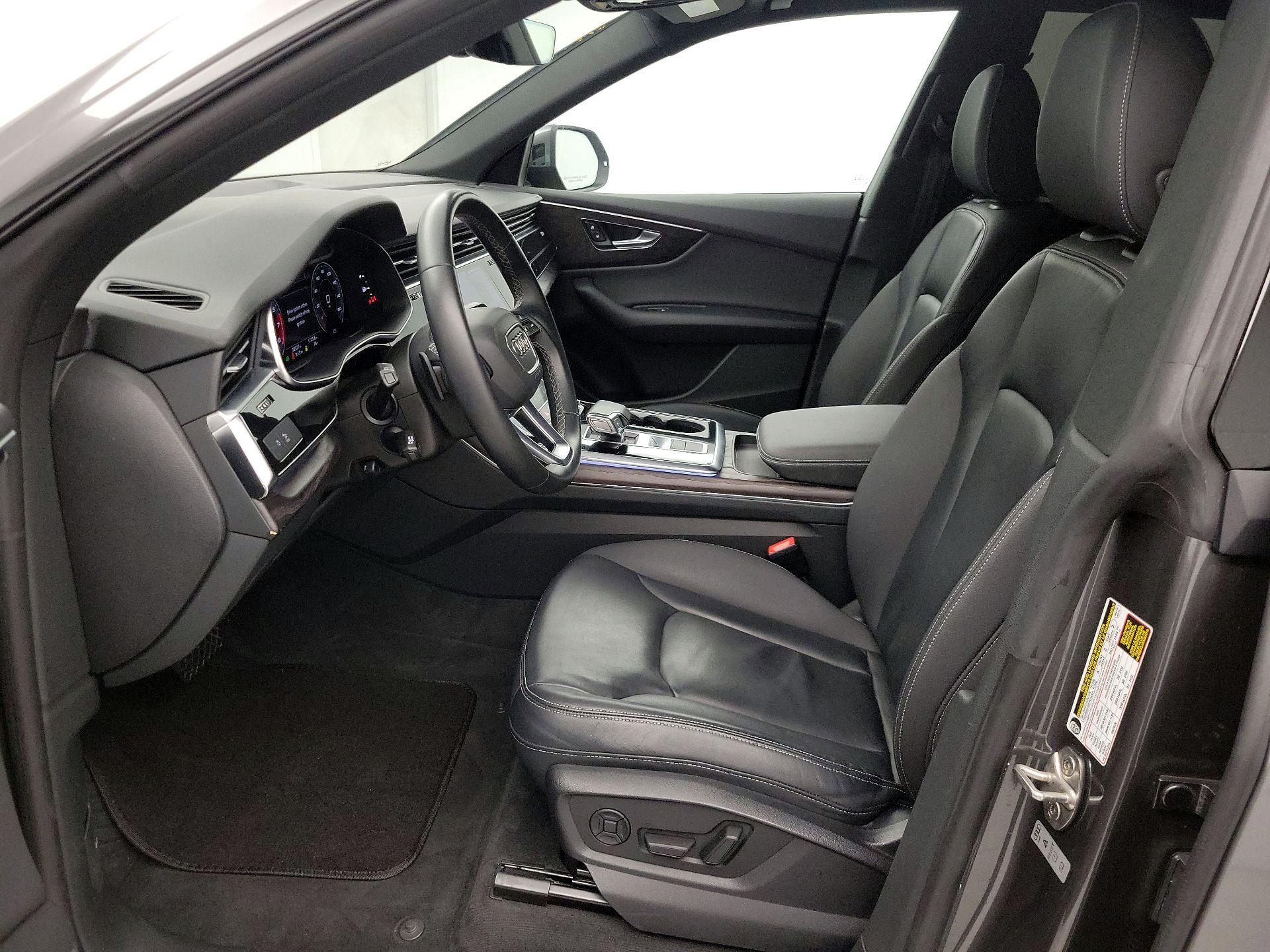 Thumbnail: 2021 Audi Q8 - 11