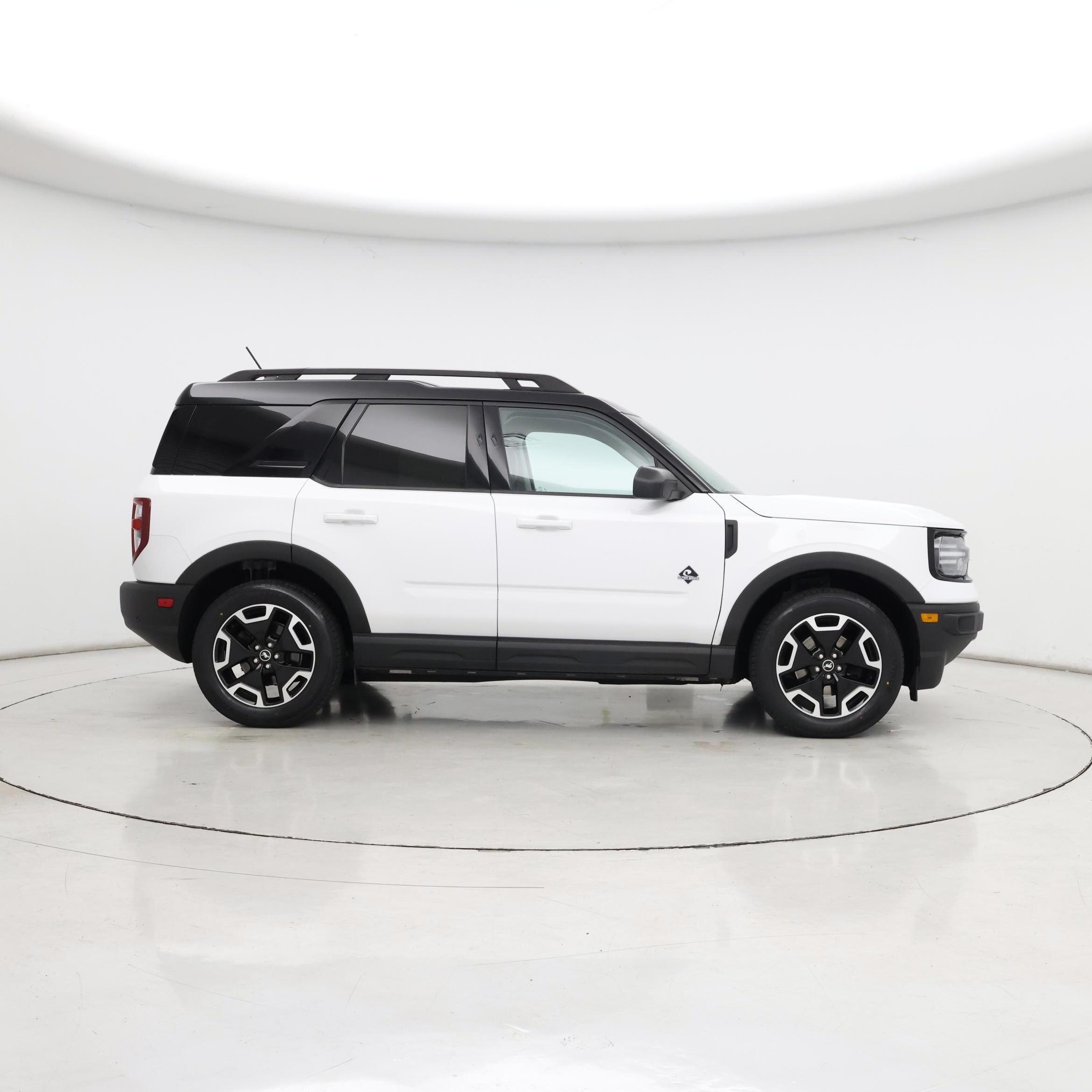 Thumbnail: 2022 Ford Bronco Sport - 7