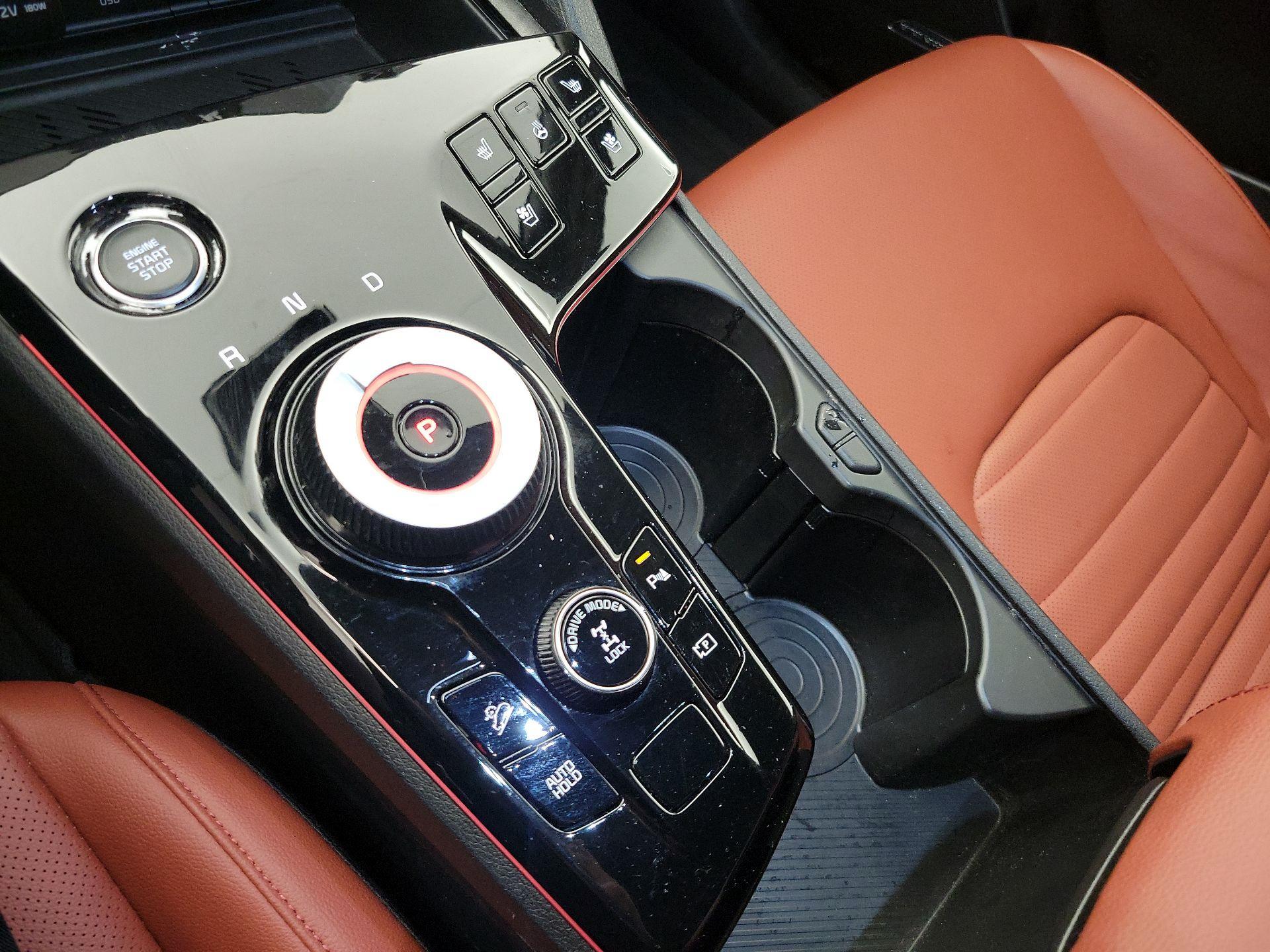 Thumbnail: 2023 Kia Sportage - 18