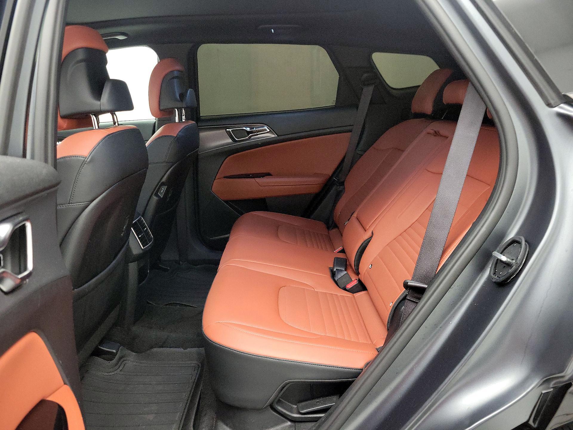 Thumbnail: 2023 Kia Sportage - 20