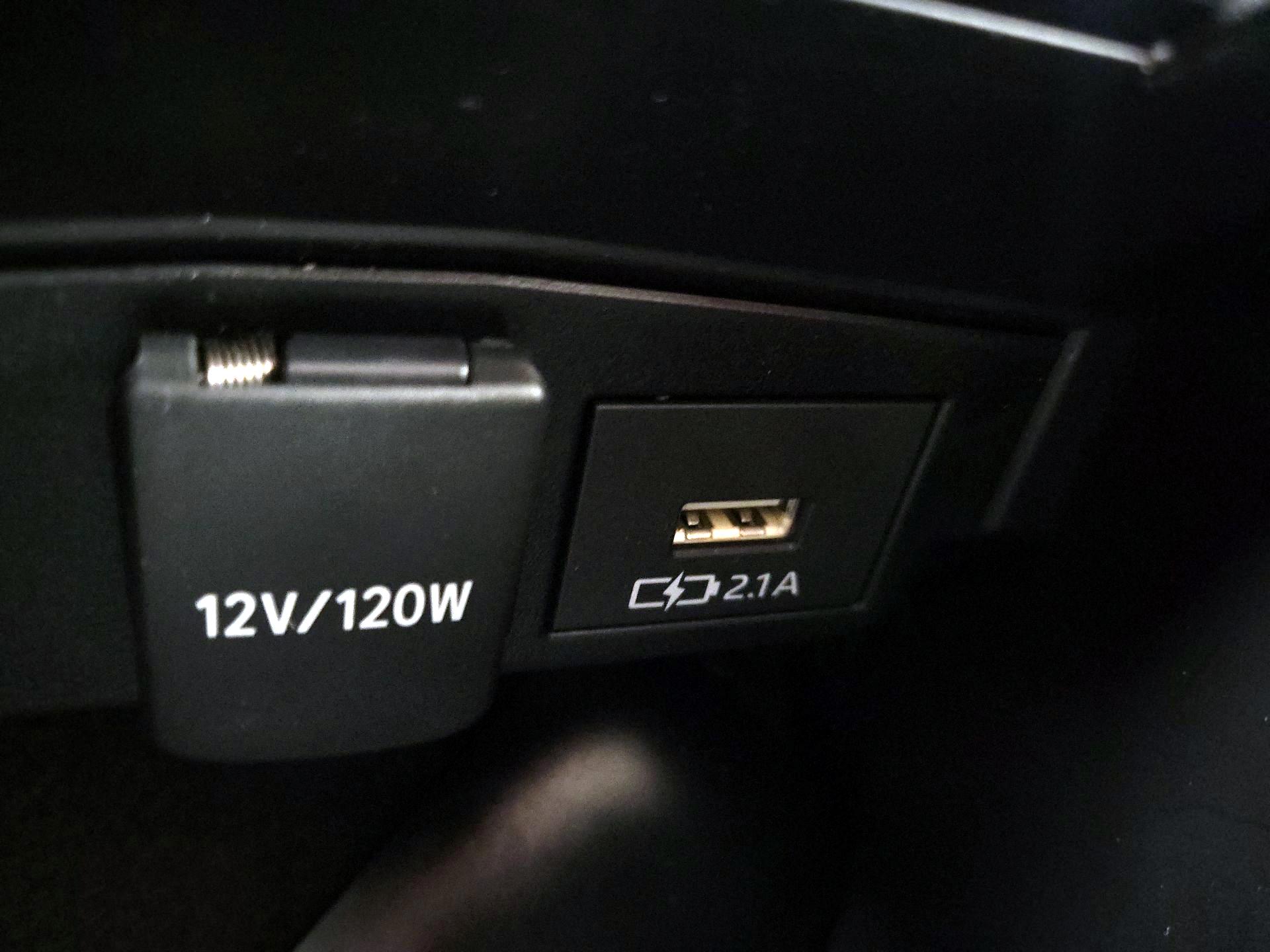 Thumbnail: 2020 Toyota Corolla - 18