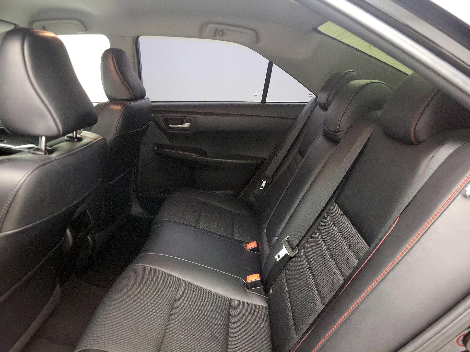 Thumbnail: 2016 Toyota Camry - 19