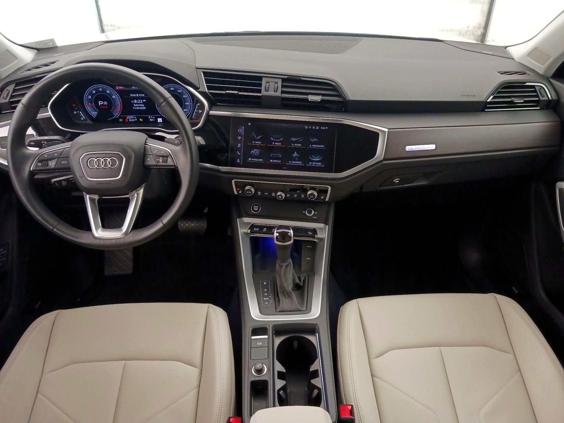 Thumbnail: 2022 Audi Q3 - 9