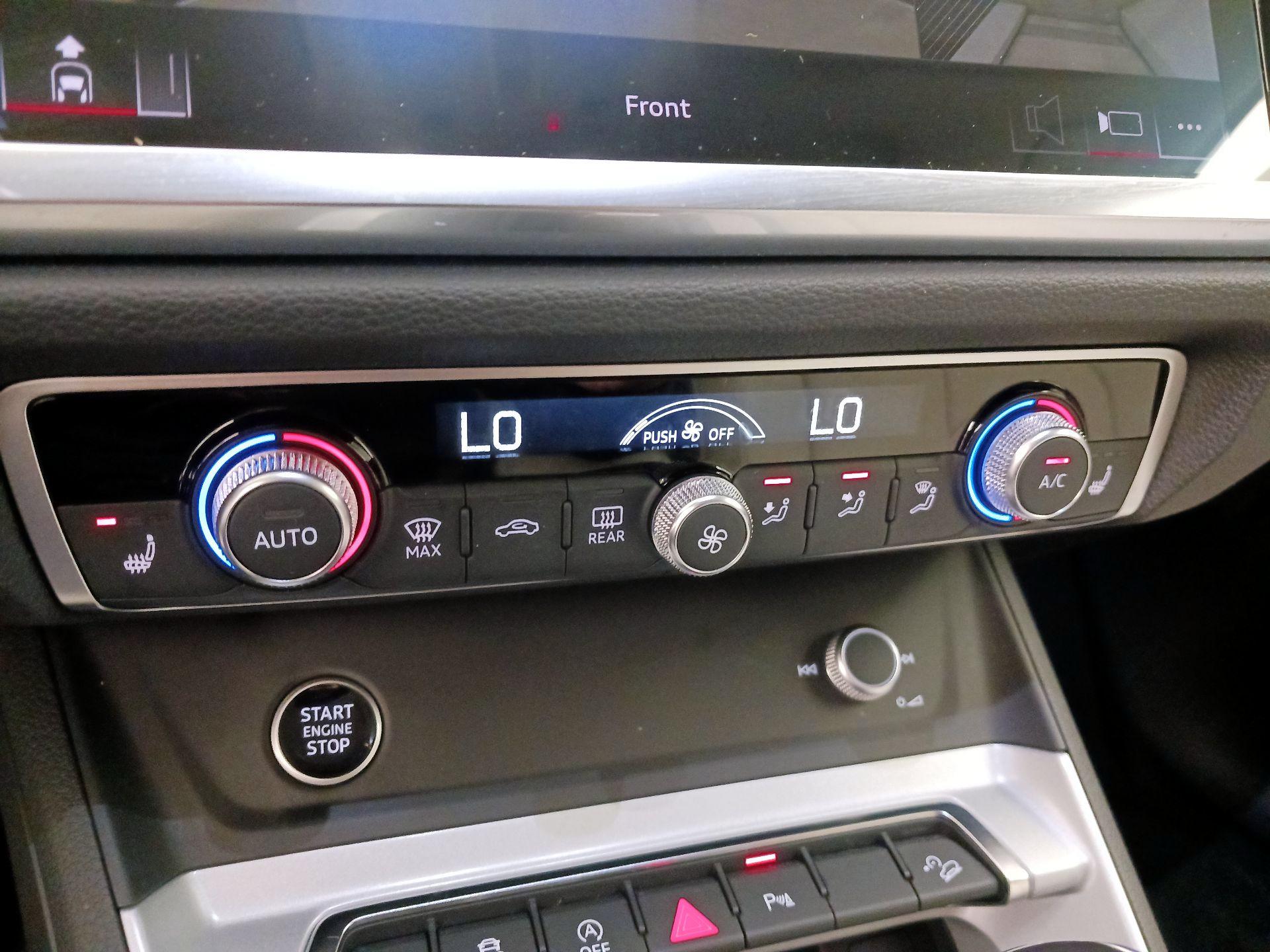 Thumbnail: 2022 Audi Q3 - 16