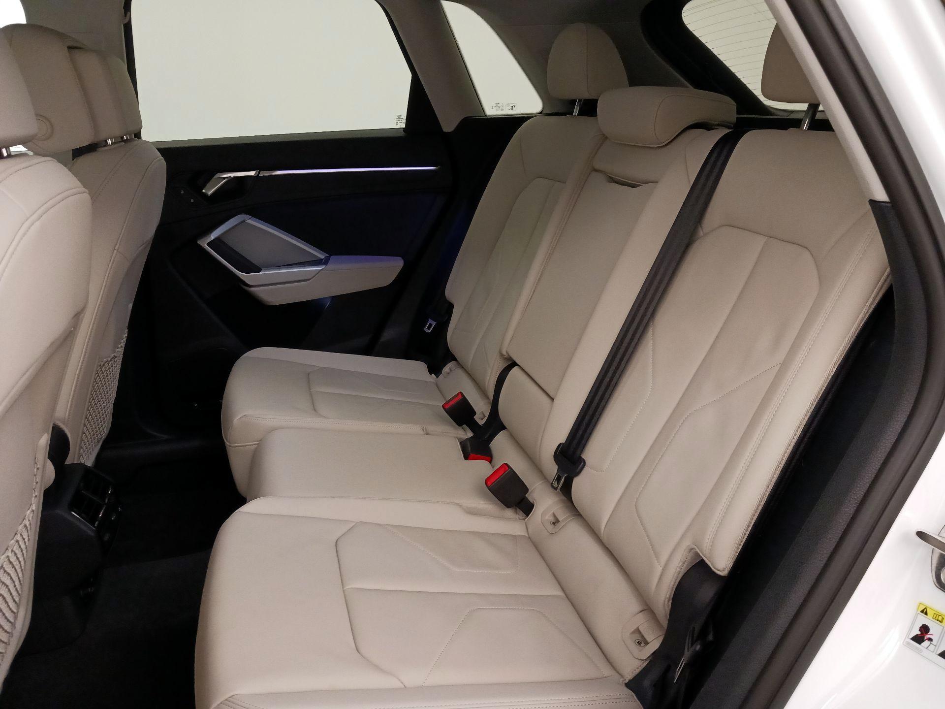 Thumbnail: 2022 Audi Q3 - 18