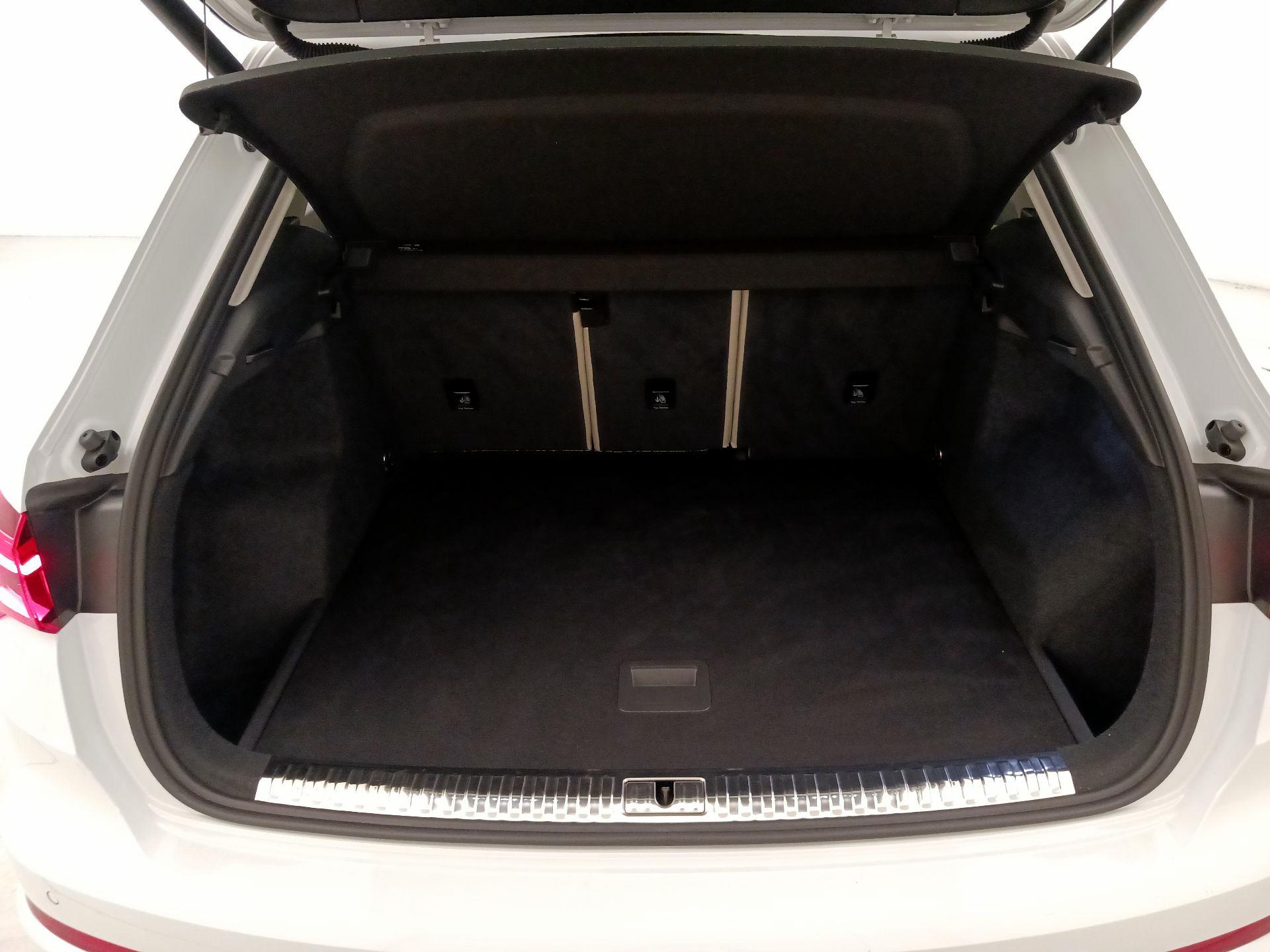 Thumbnail: 2022 Audi Q3 - 19