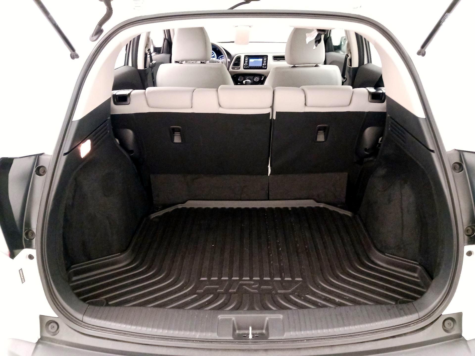 Thumbnail: 2020 Honda HR-V - 18