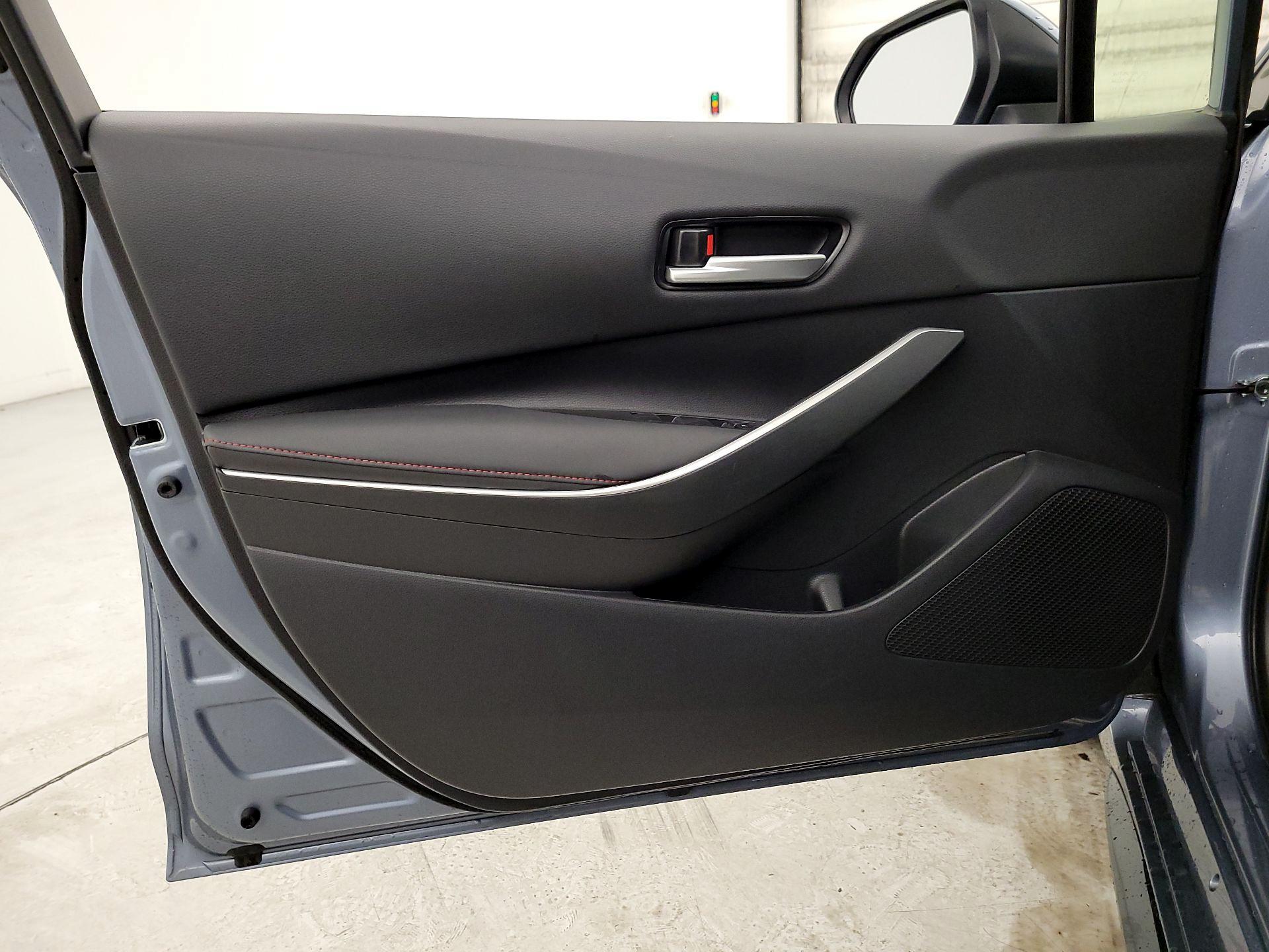 Thumbnail: 2024 Toyota Corolla - 12