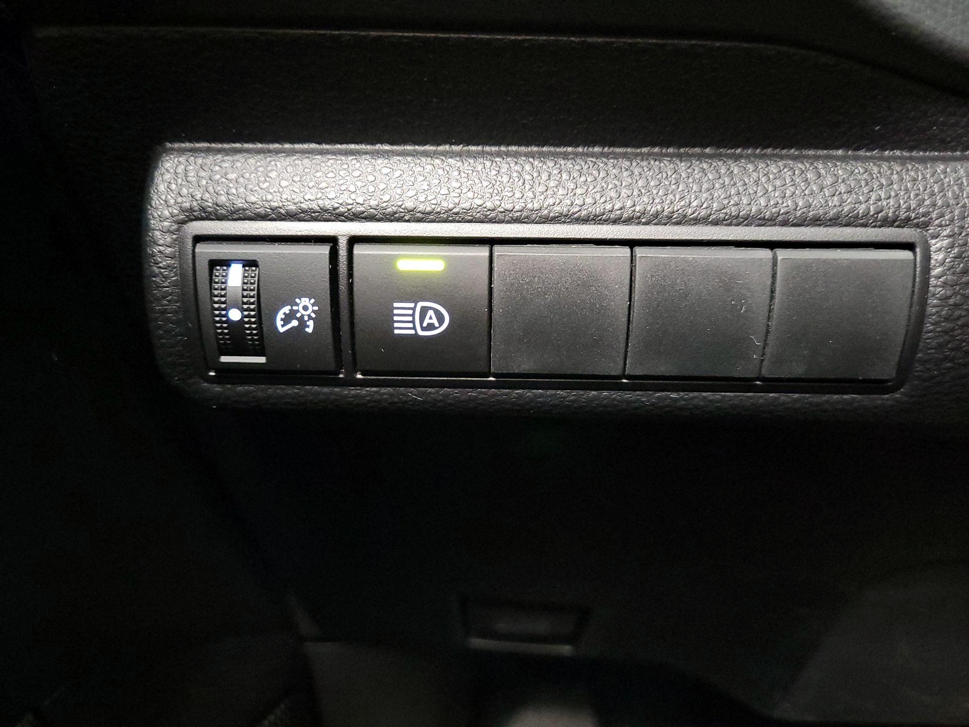 Thumbnail: 2024 Toyota Corolla - 13