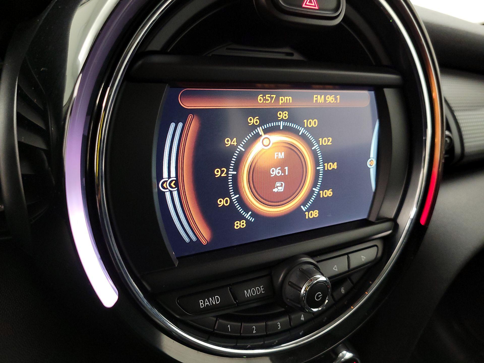 Thumbnail: 2017 MINI Cooper Hardtop - 14