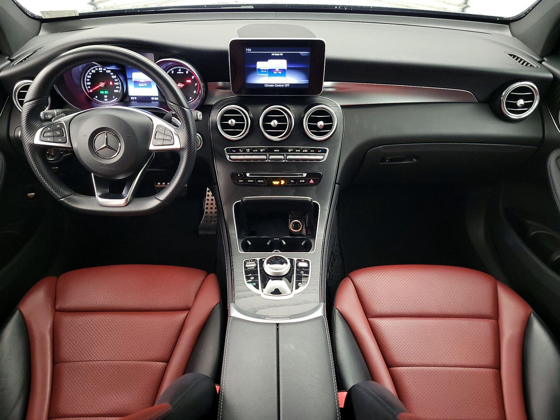 Thumbnail: 2018 Mercedes-Benz GLC - 9