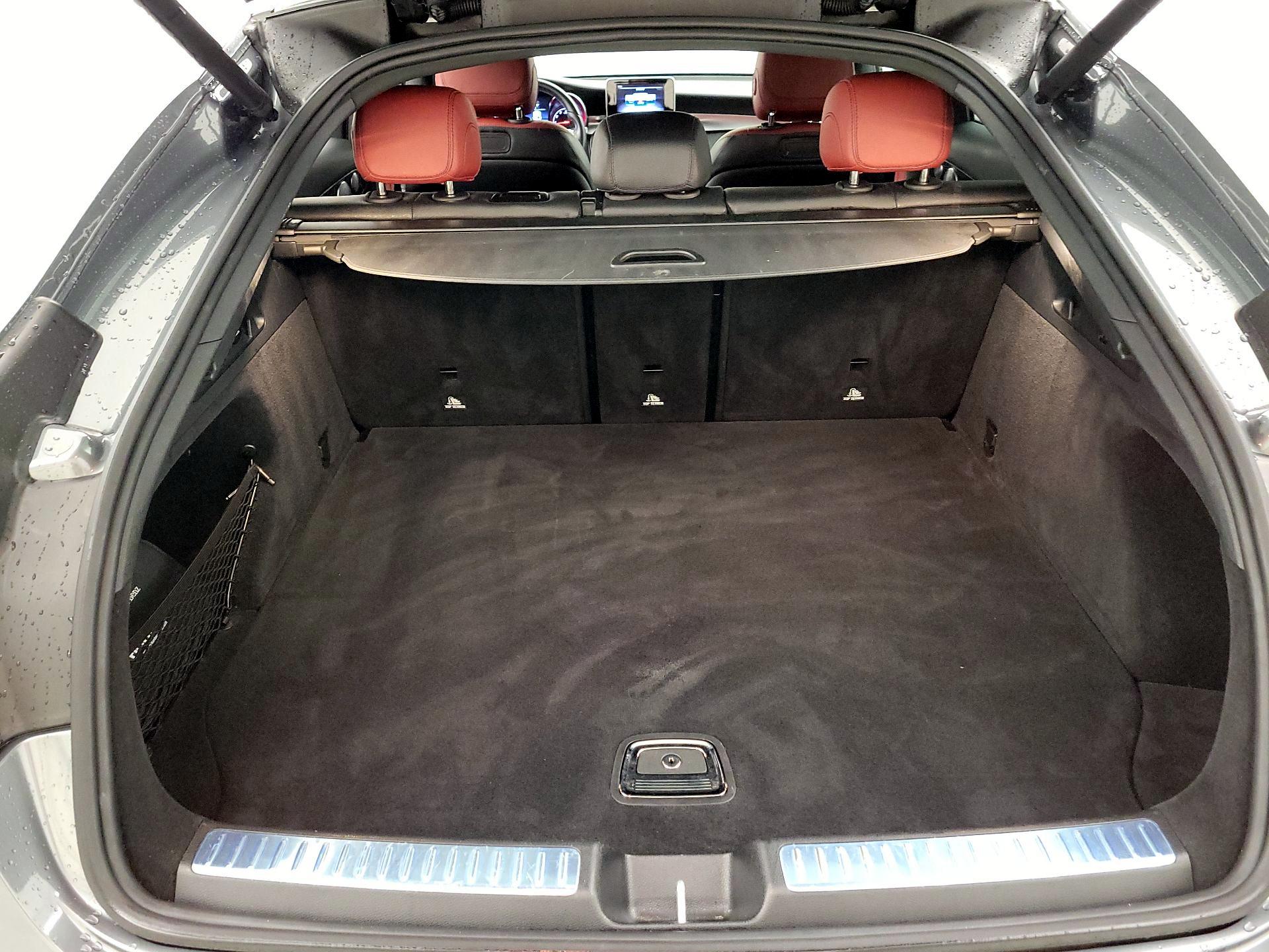 Thumbnail: 2018 Mercedes-Benz GLC - 19