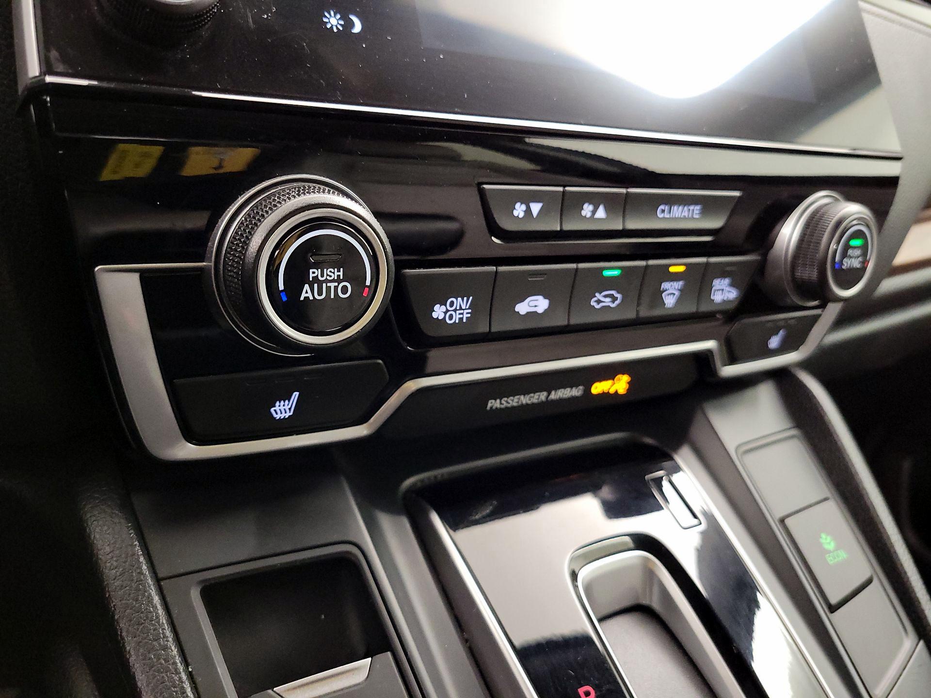 Thumbnail: 2017 Honda CR-V - 16