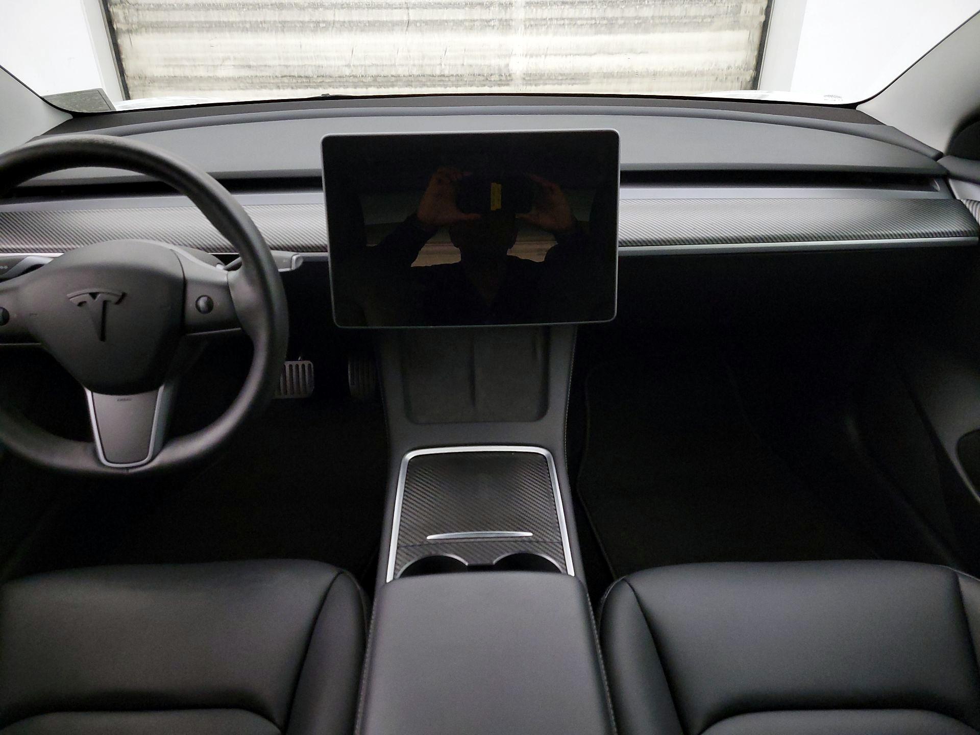 Thumbnail: 2023 Tesla Model 3 - 9