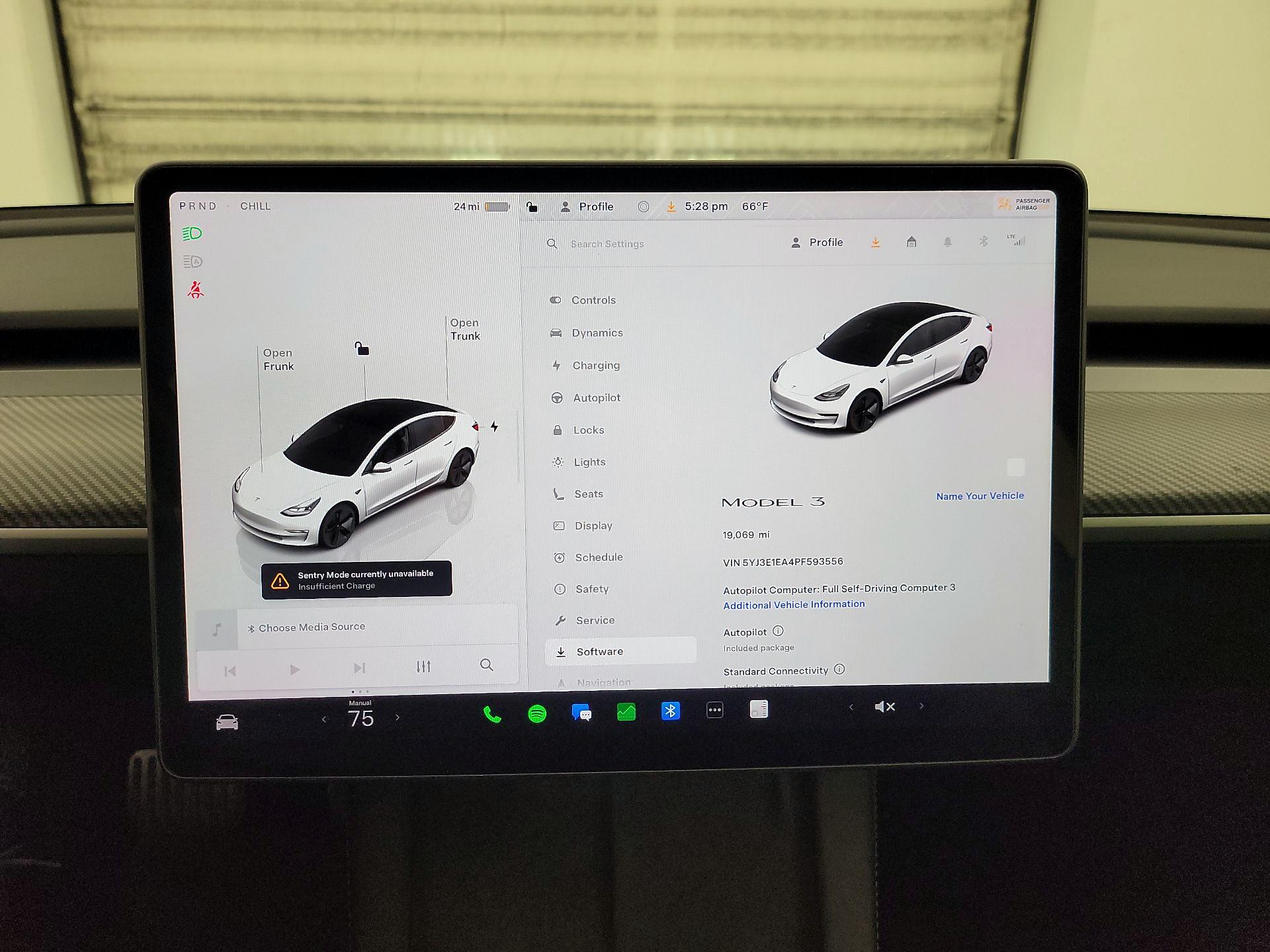 Thumbnail: 2023 Tesla Model 3 - 13