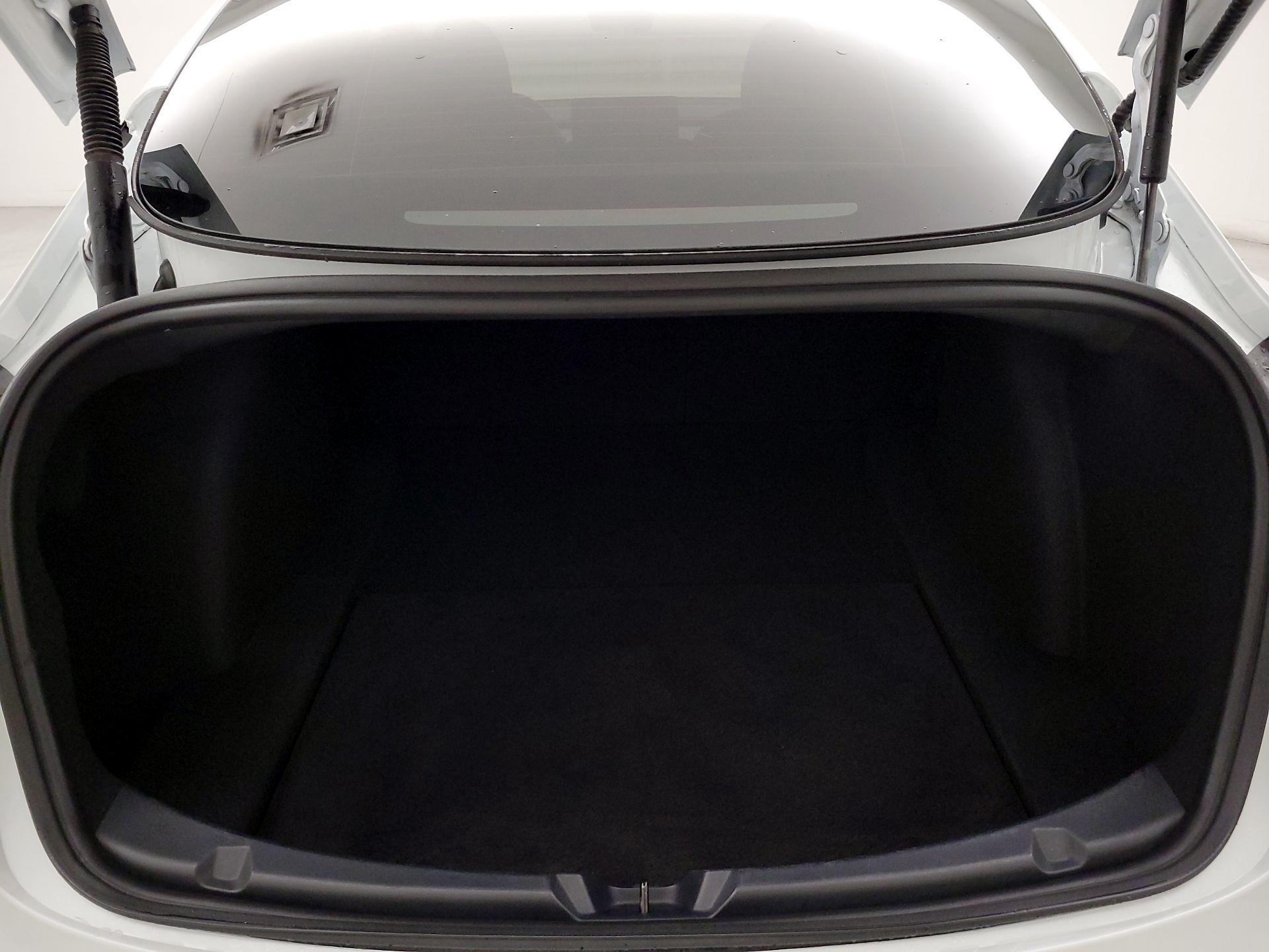 Thumbnail: 2023 Tesla Model 3 - 20