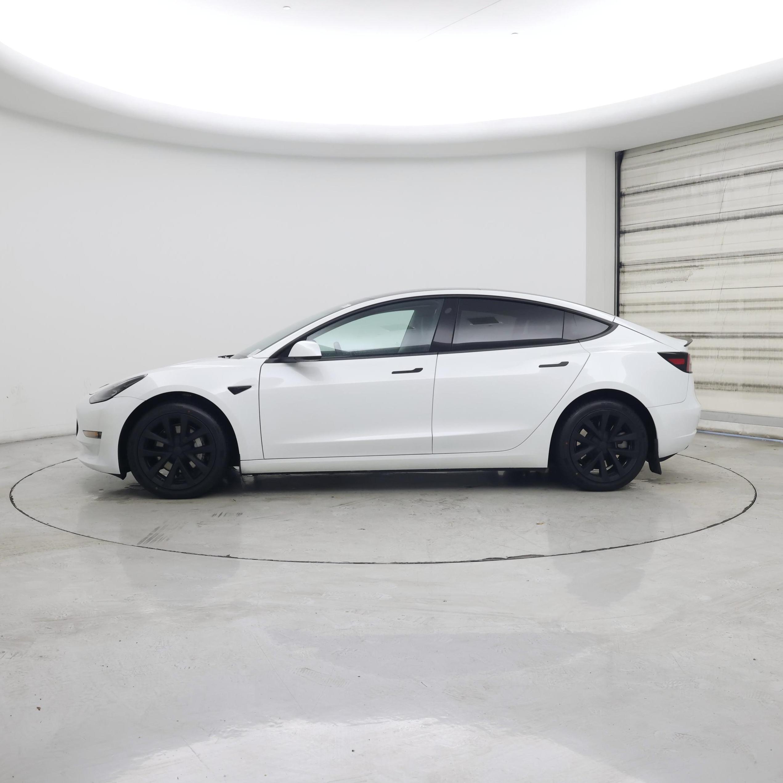 Thumbnail: 2023 Tesla Model 3 - 3