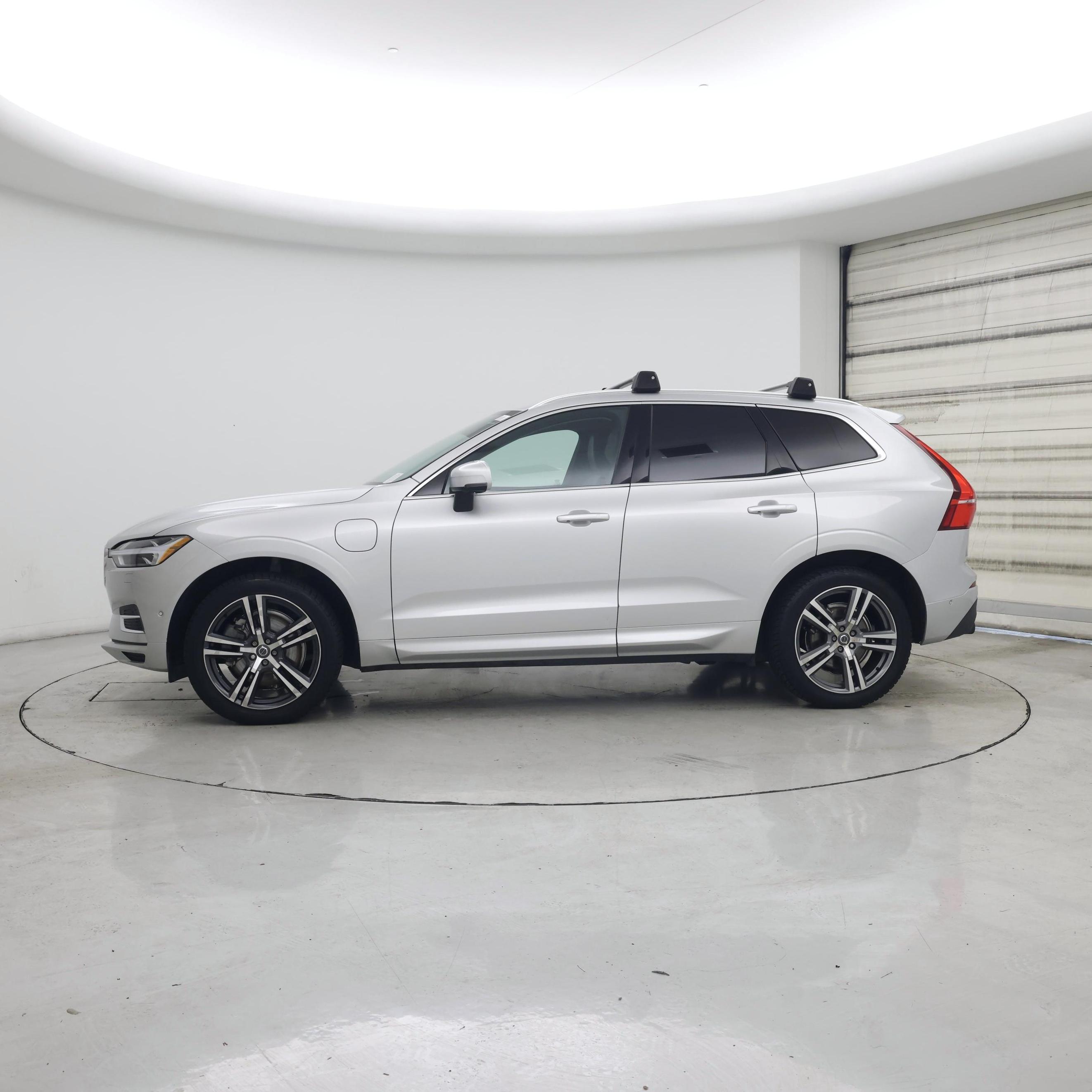 Thumbnail: 2019 Volvo XC60 - 3