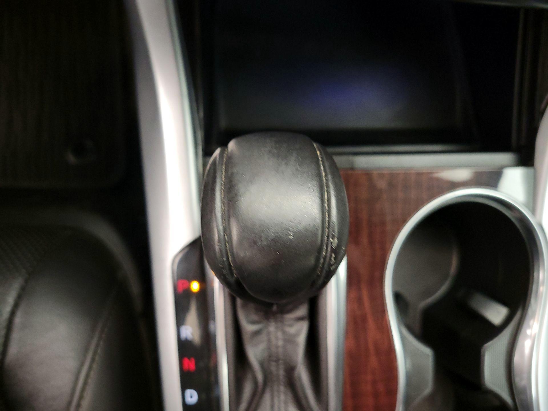 Thumbnail: 2016 Acura TLX - 17