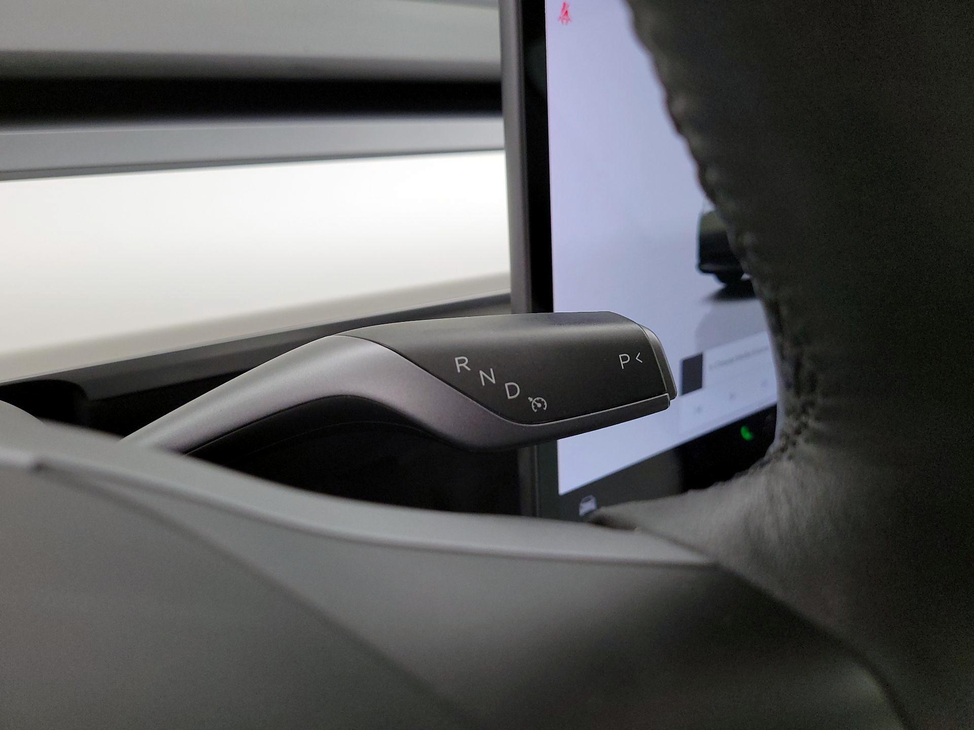 Thumbnail: 2022 Tesla Model Y - 17