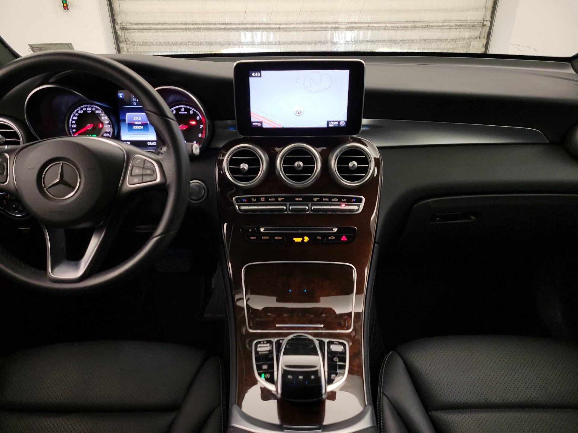 Thumbnail: 2018 Mercedes-Benz GLC - 9