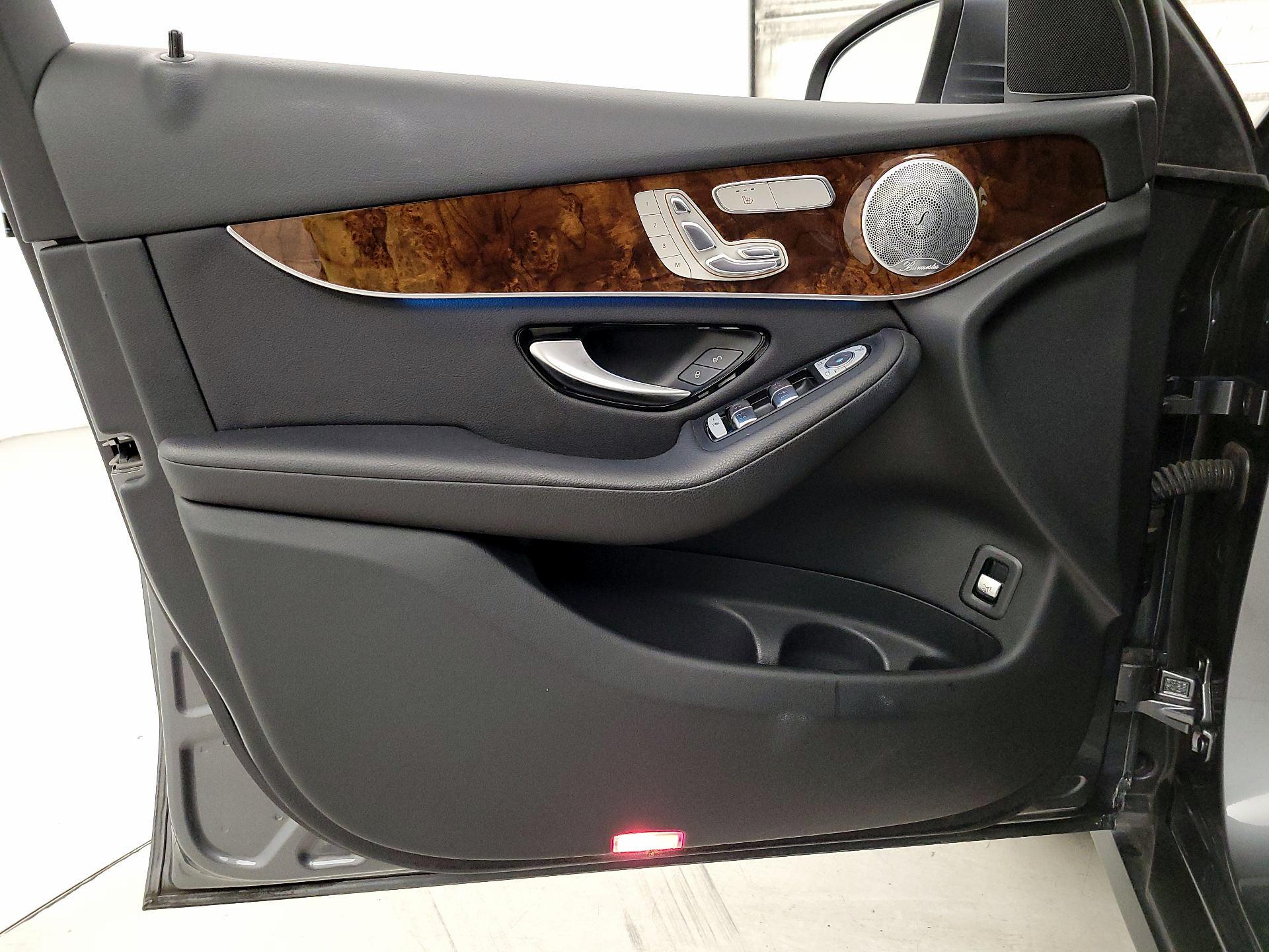 Thumbnail: 2018 Mercedes-Benz GLC - 12