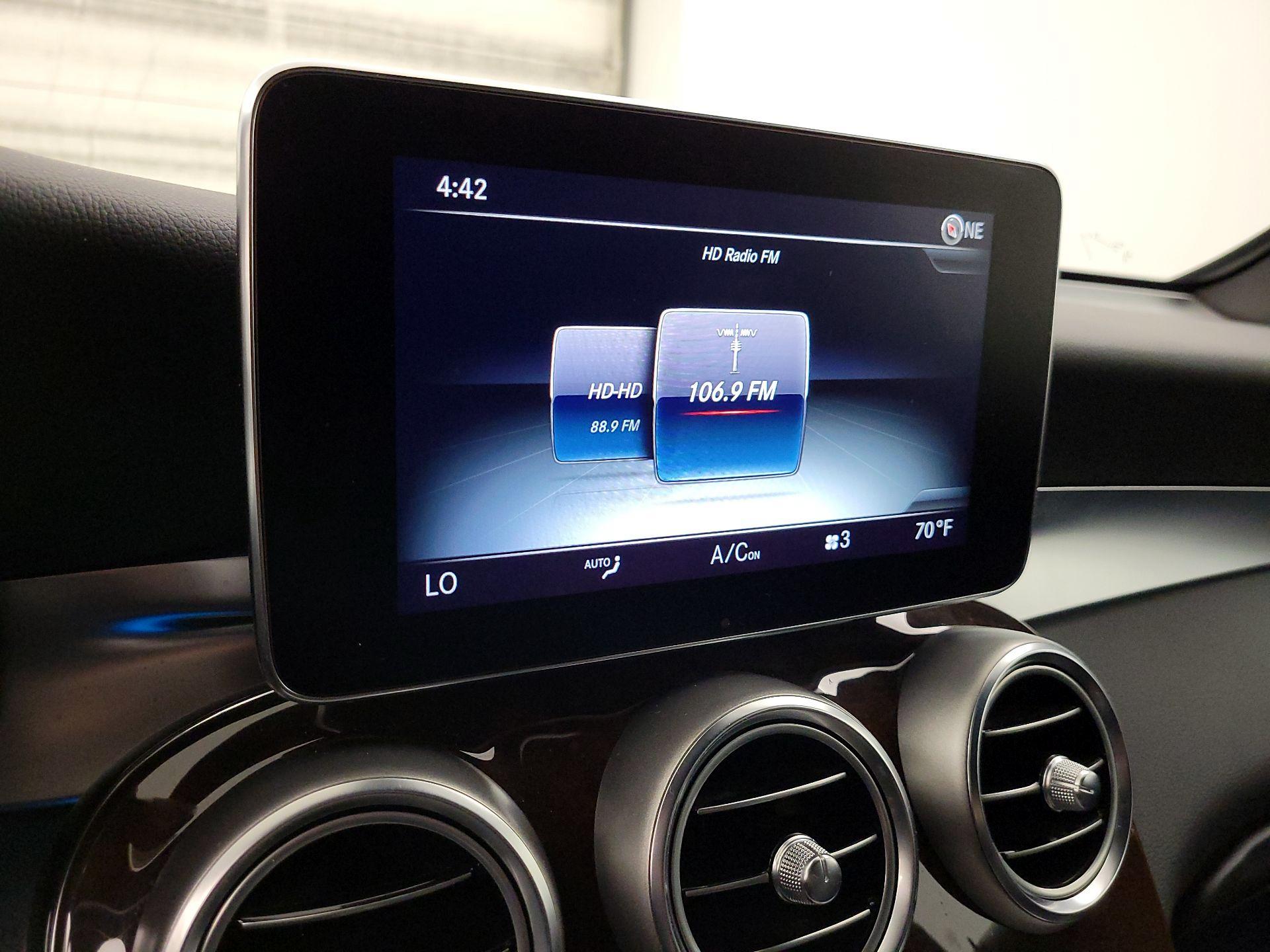 Thumbnail: 2018 Mercedes-Benz GLC - 16