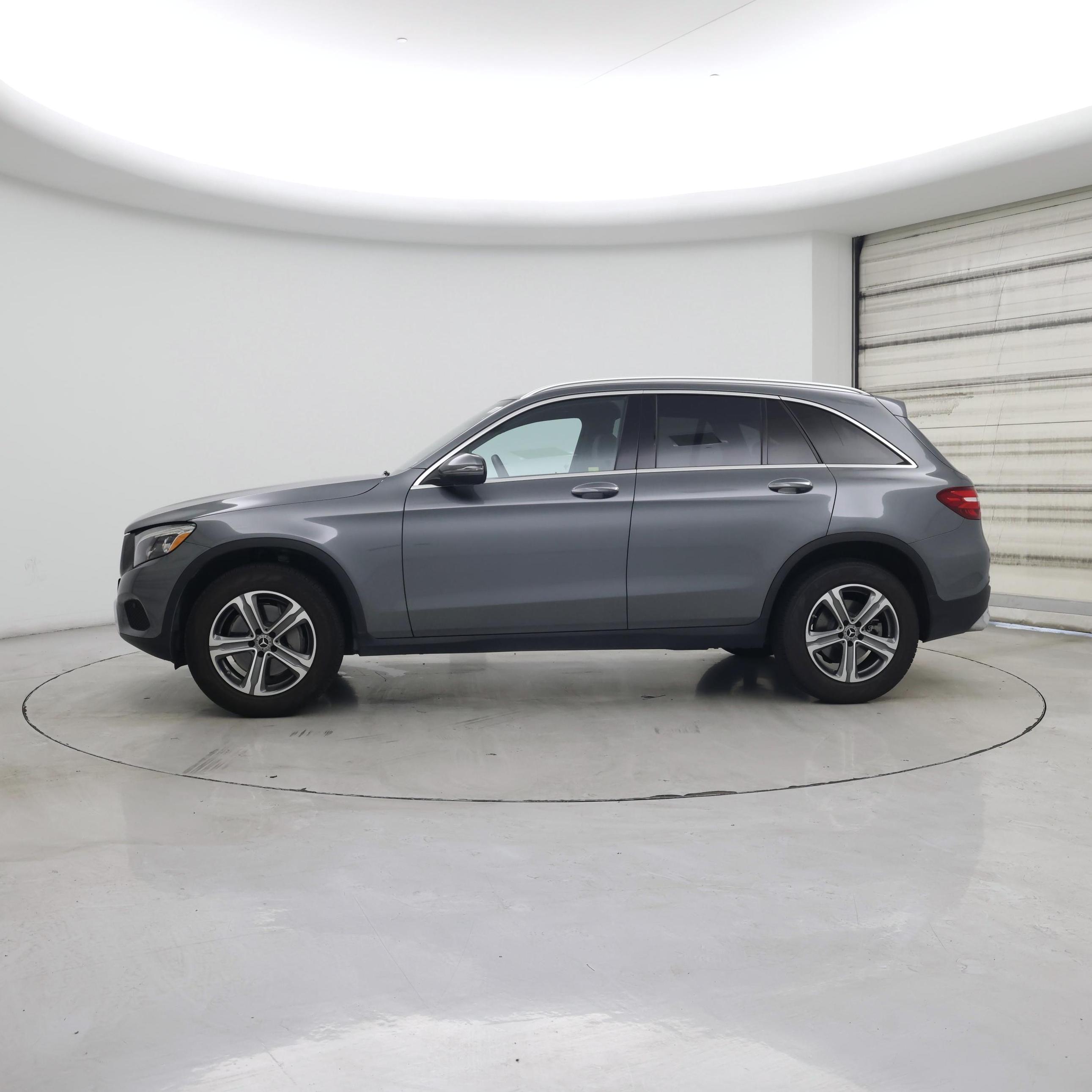 Thumbnail: 2018 Mercedes-Benz GLC - 3