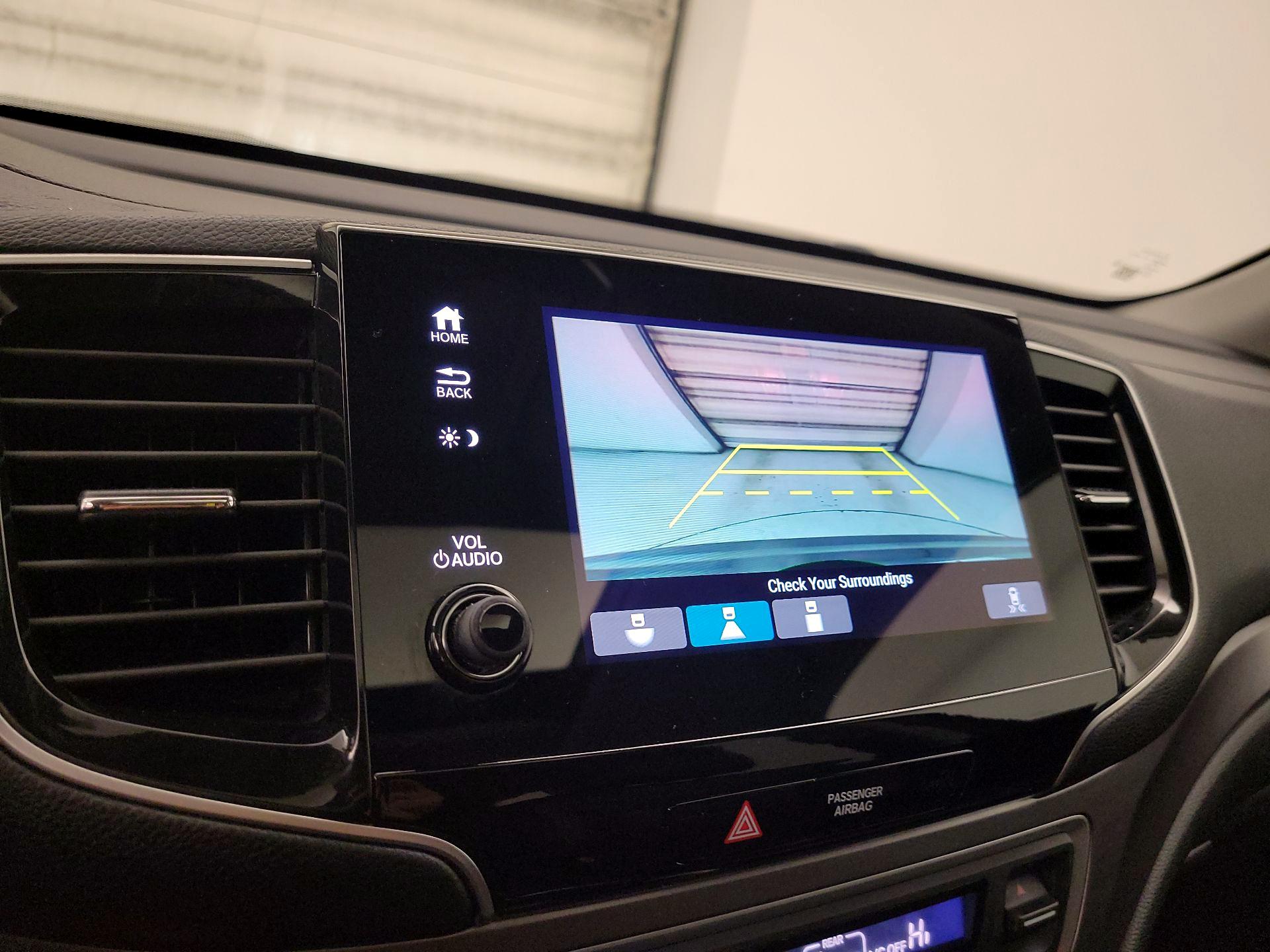 Thumbnail: 2019 Honda Pilot - 14