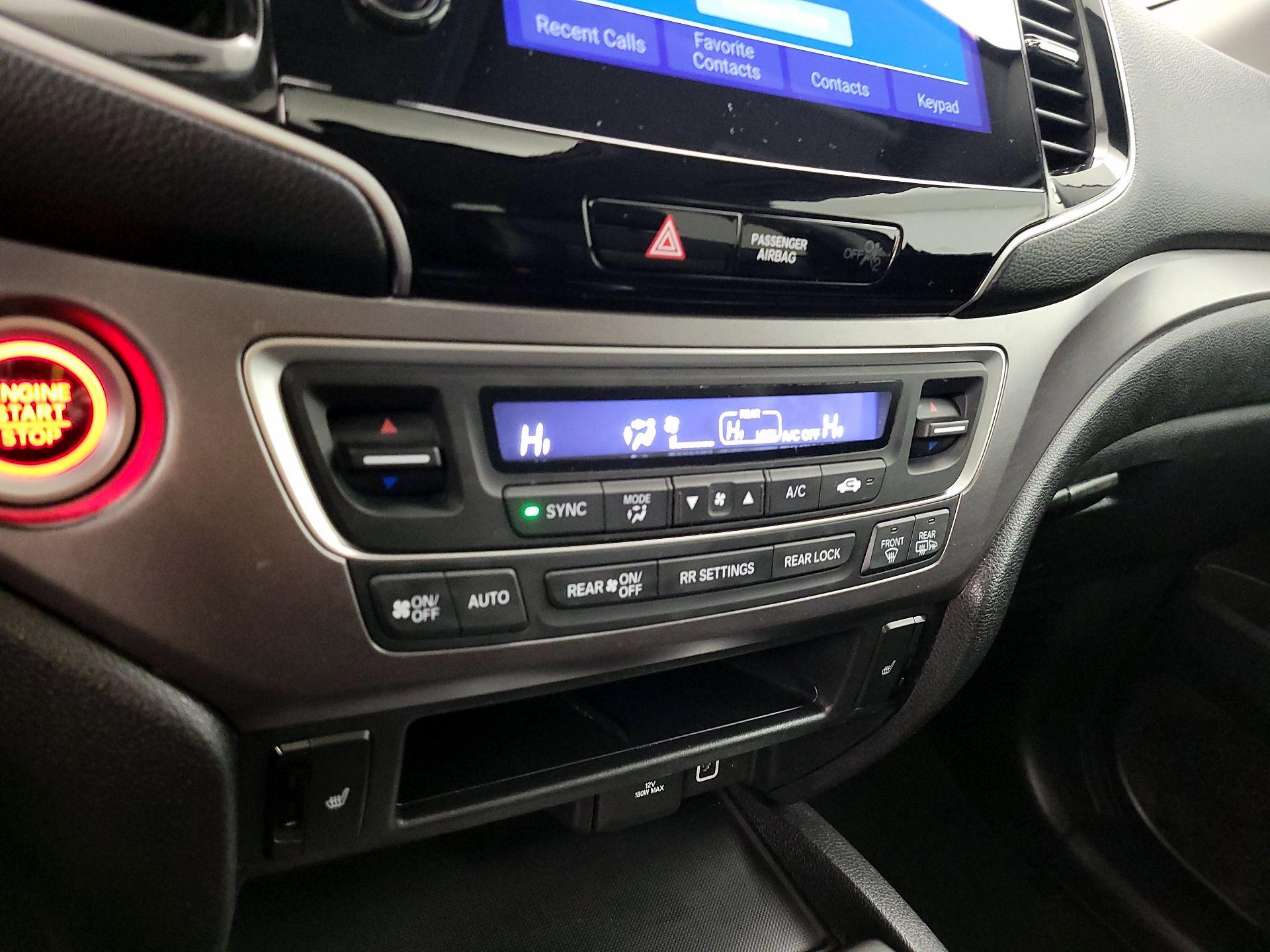 Thumbnail: 2019 Honda Pilot - 16