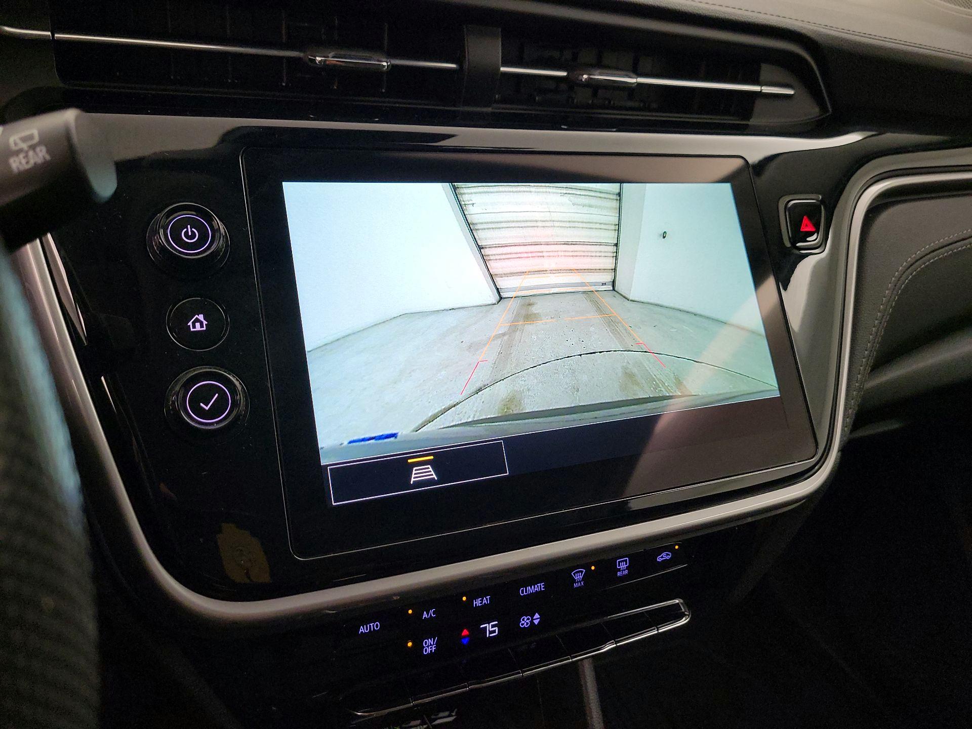 Thumbnail: 2023 Chevrolet Bolt EUV - 14