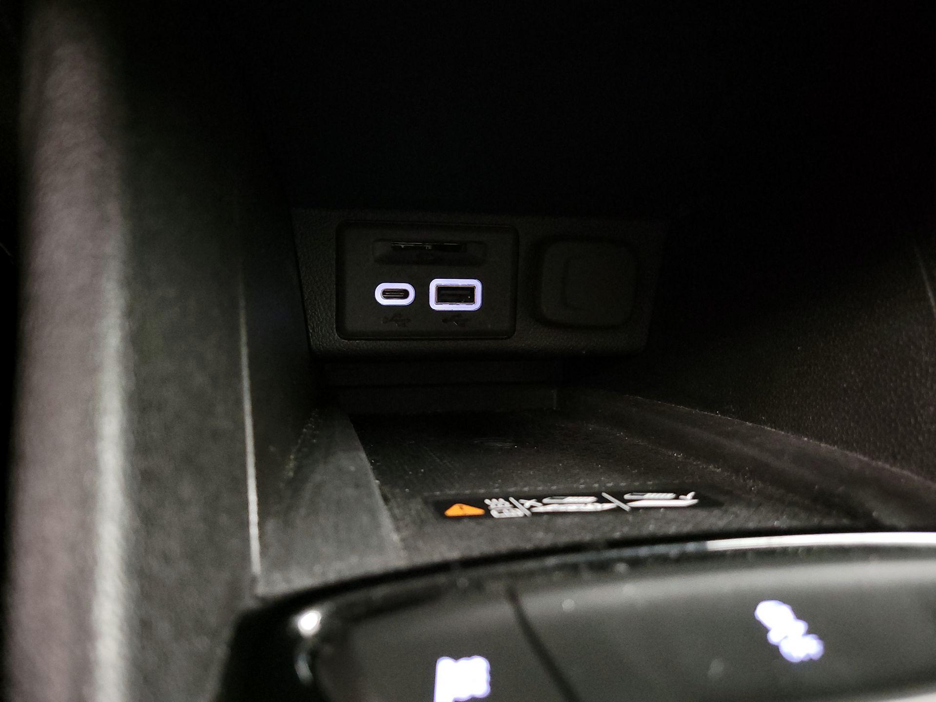 Thumbnail: 2023 Chevrolet Bolt EUV - 18