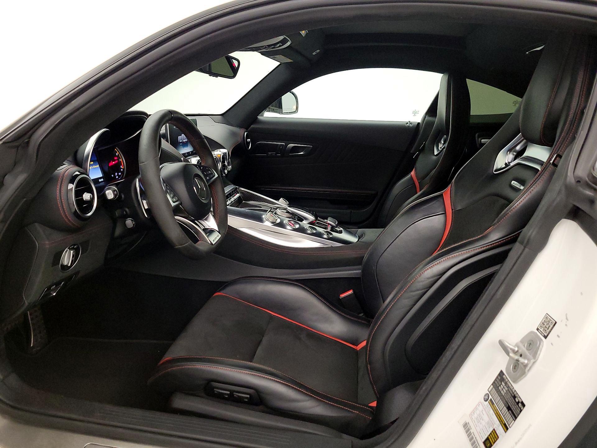 Thumbnail: 2016 Mercedes-Benz AMG GT - 11