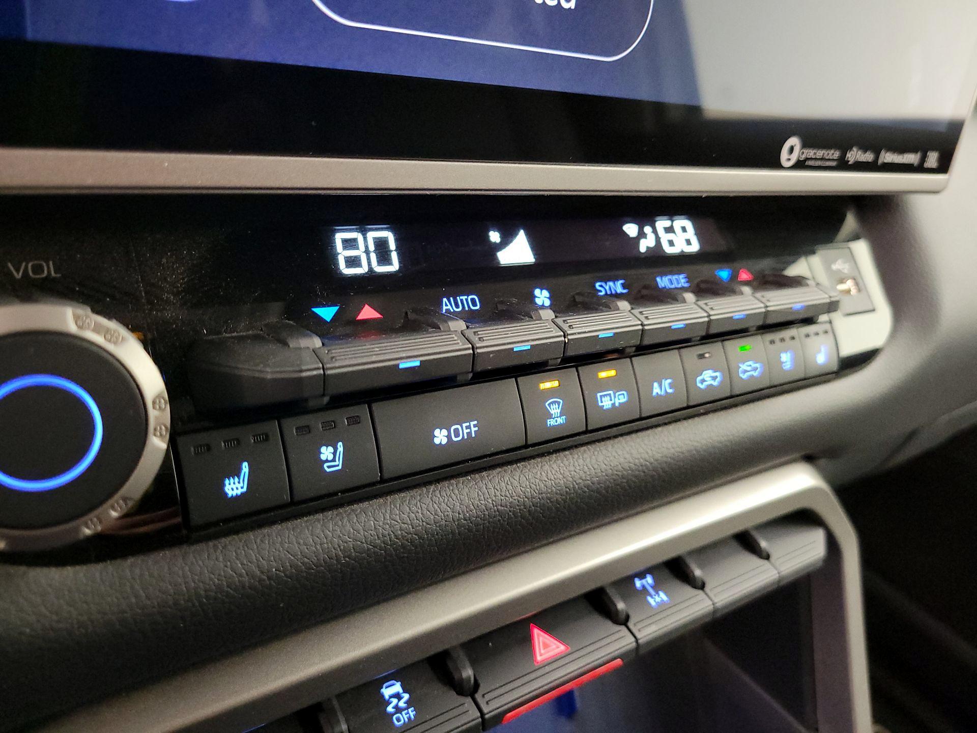 Thumbnail: 2023 Toyota Tundra - 16