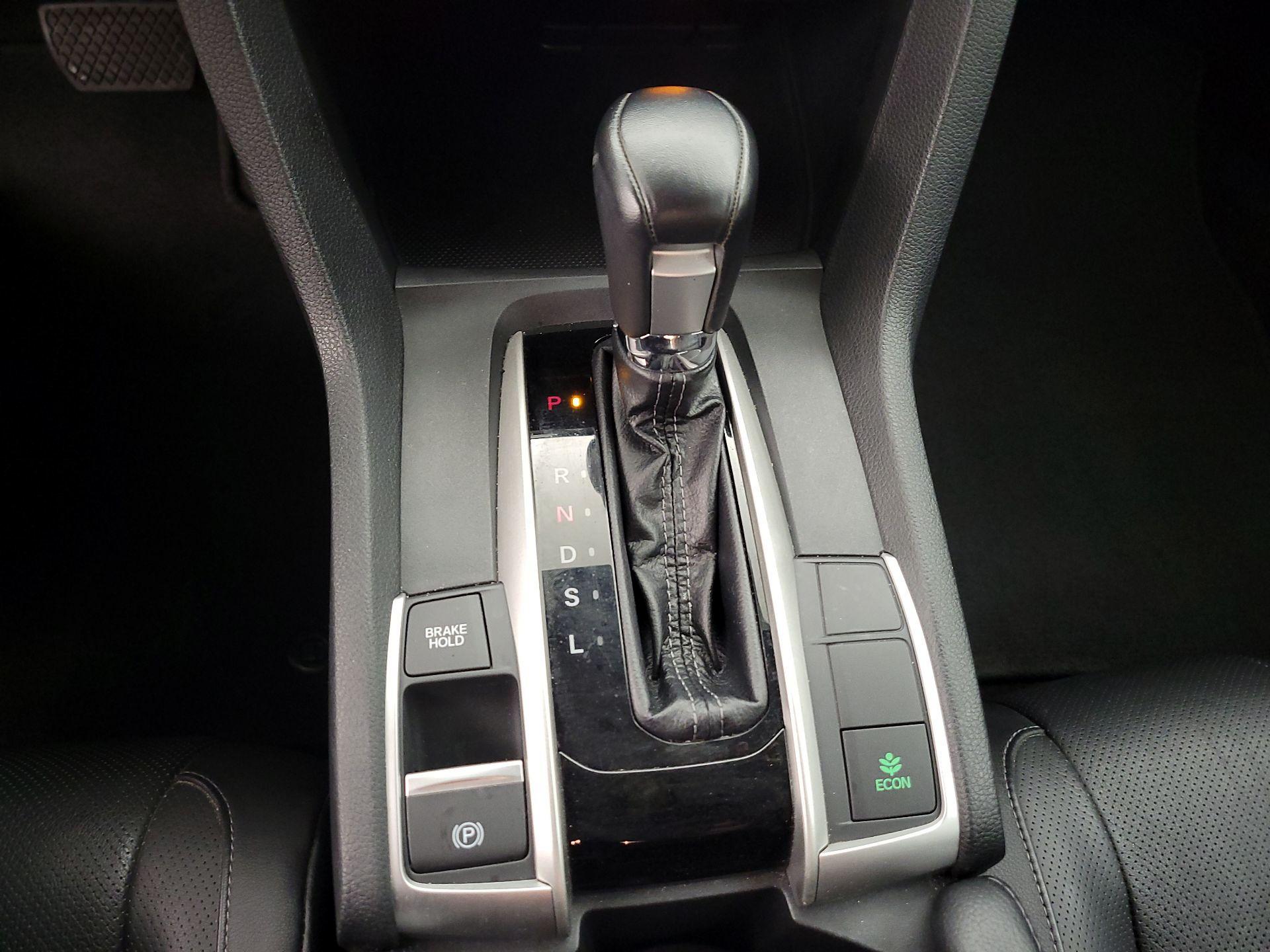 Thumbnail: 2017 Honda Civic - 16