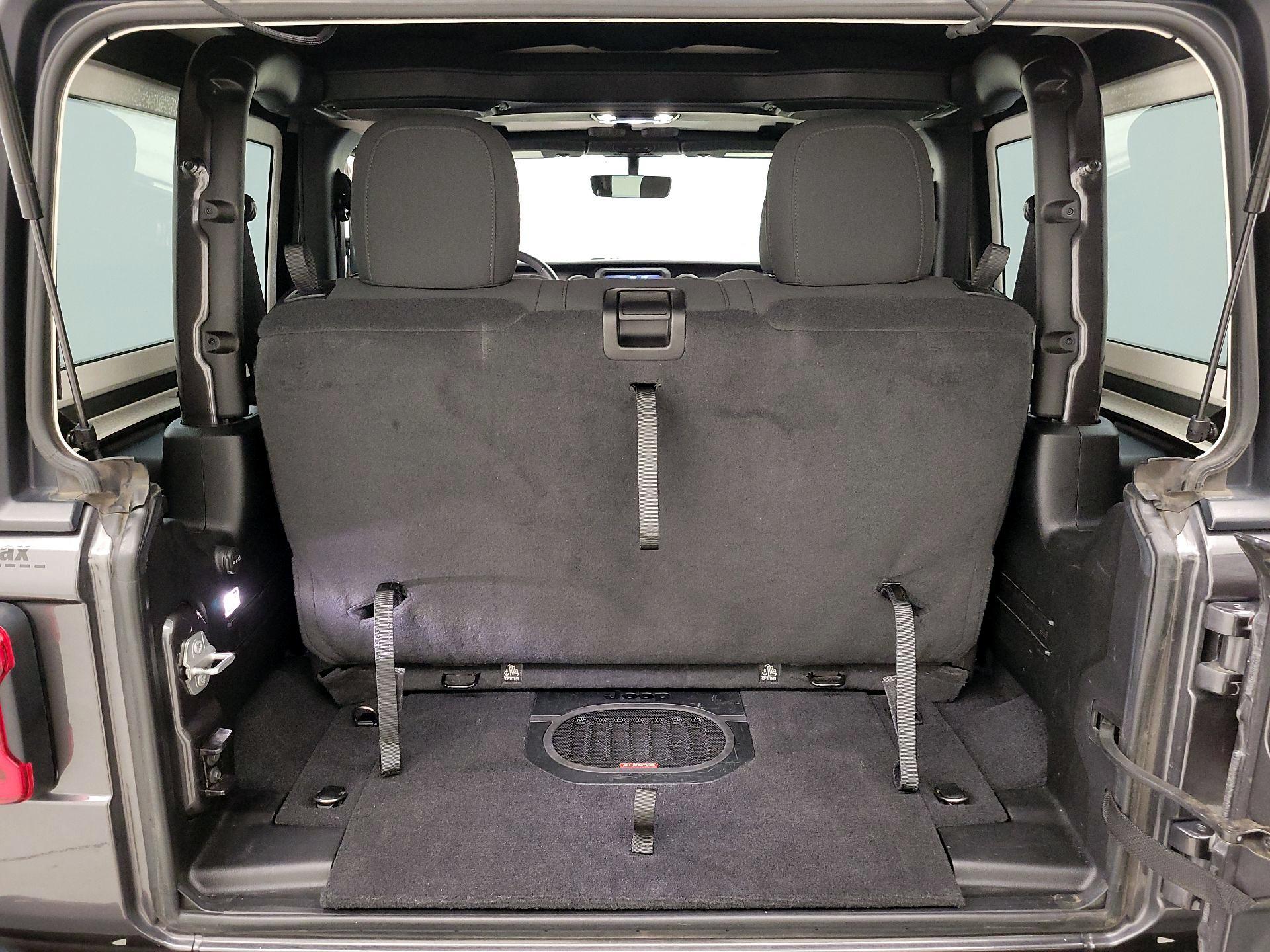 Thumbnail: 2023 Jeep Wrangler - 19