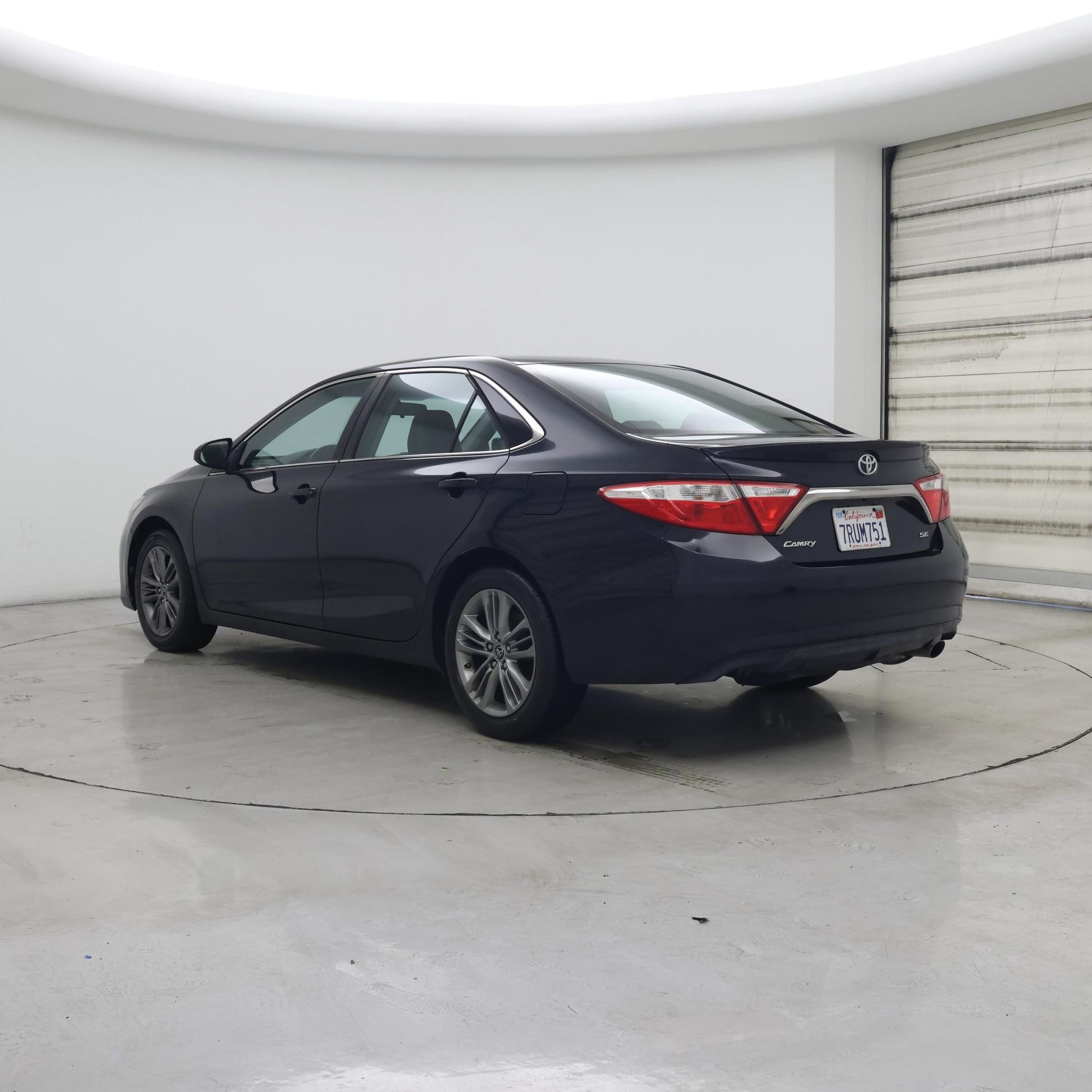 Thumbnail: 2015 Toyota Camry - 2