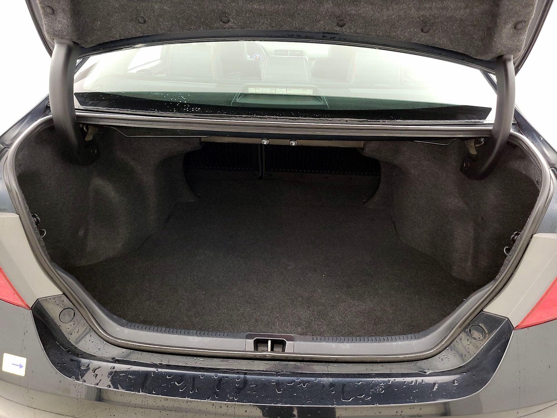 Thumbnail: 2015 Toyota Camry - 19