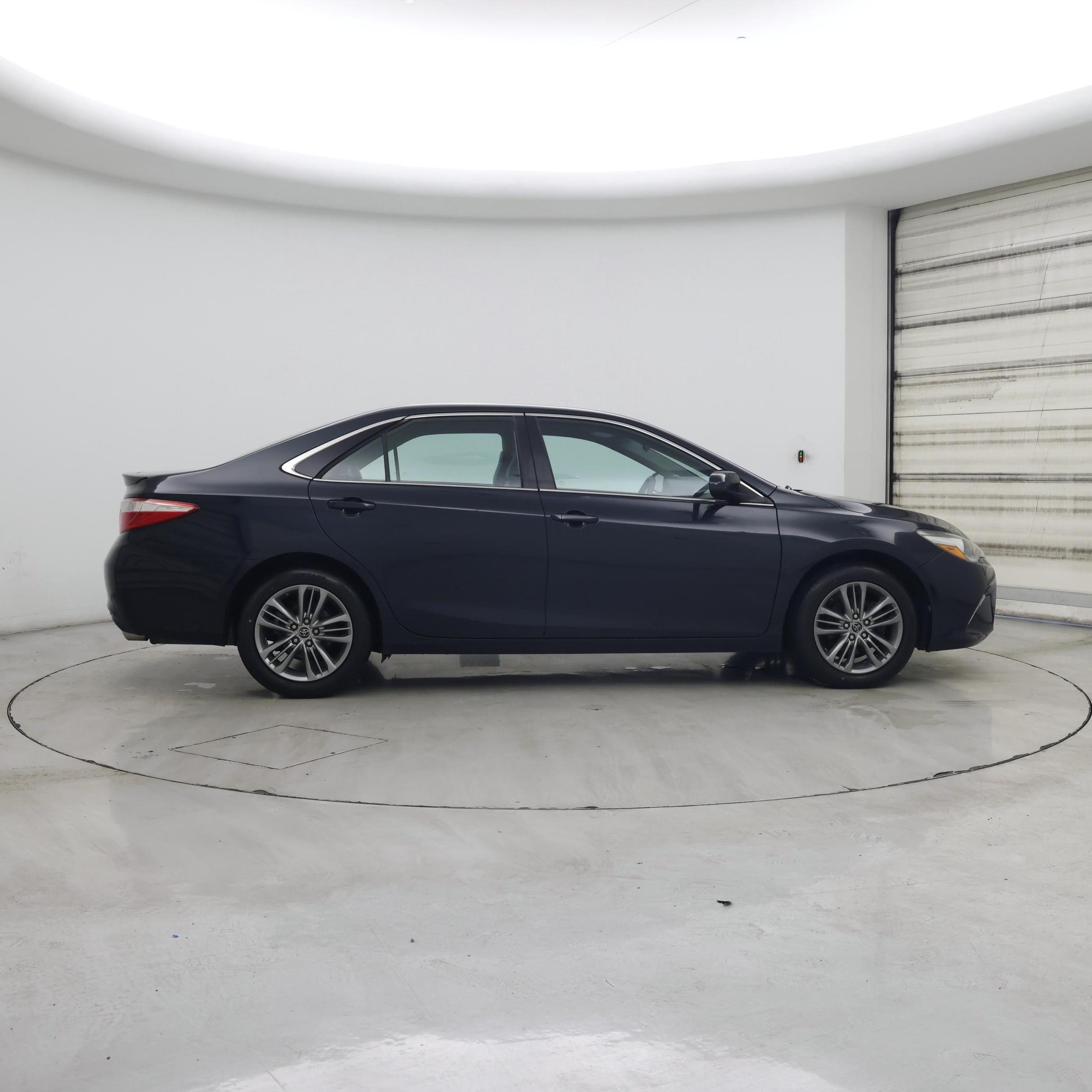Thumbnail: 2015 Toyota Camry - 7