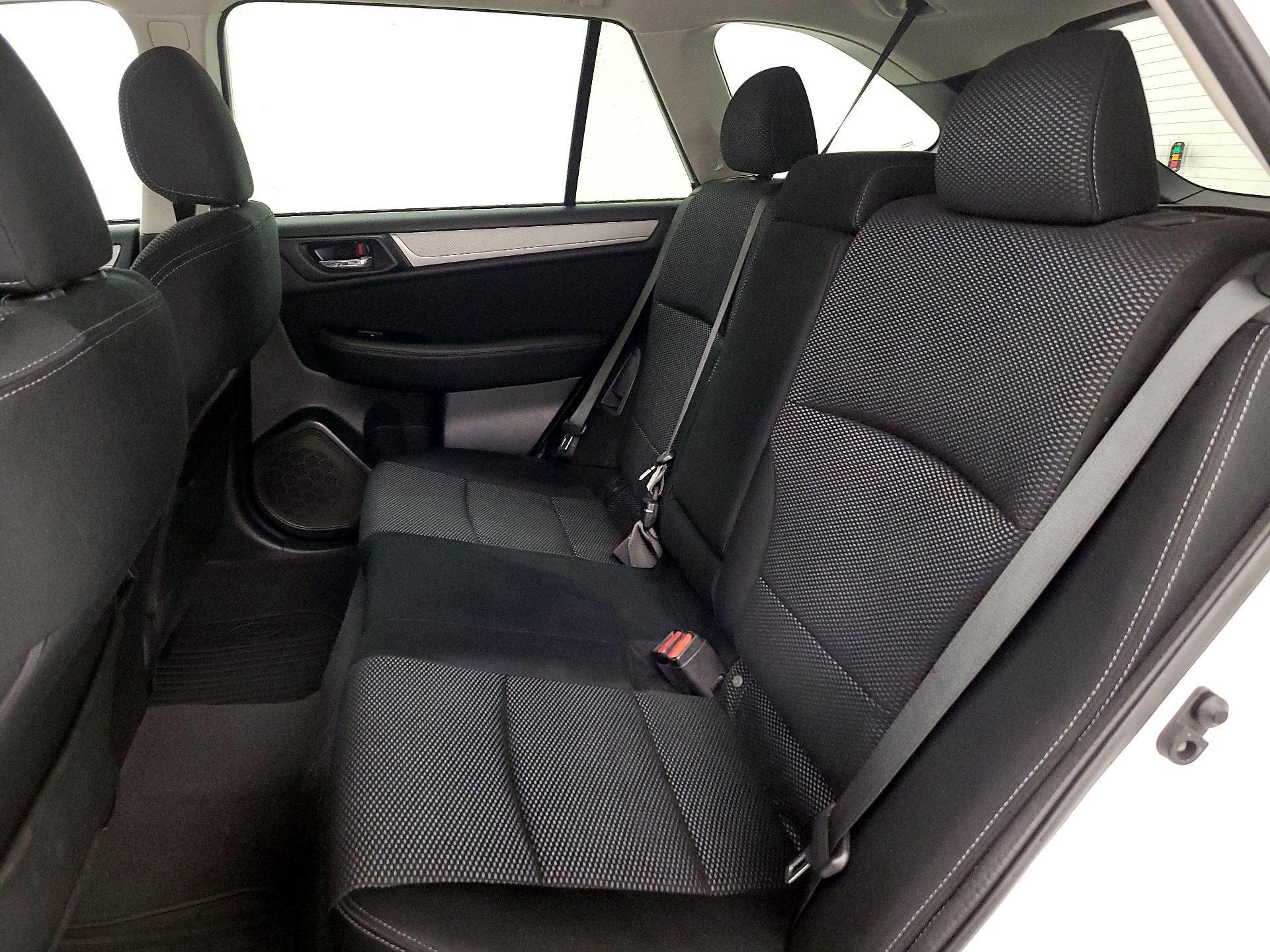 Thumbnail: 2016 Subaru Outback - 18