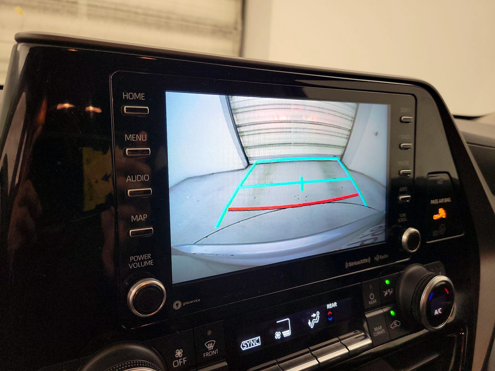 Thumbnail: 2022 Toyota Highlander - 14