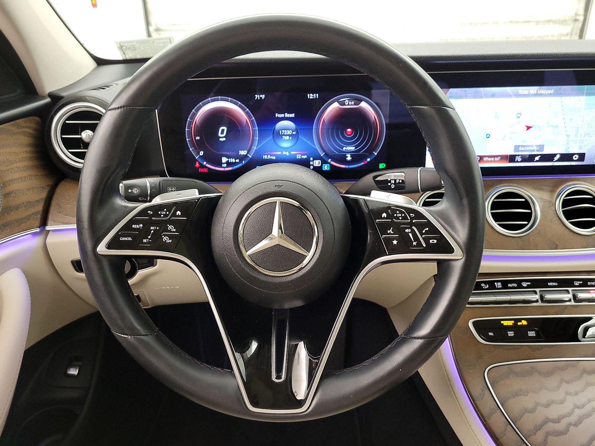 Thumbnail: 2022 Mercedes-Benz E-Class - 10